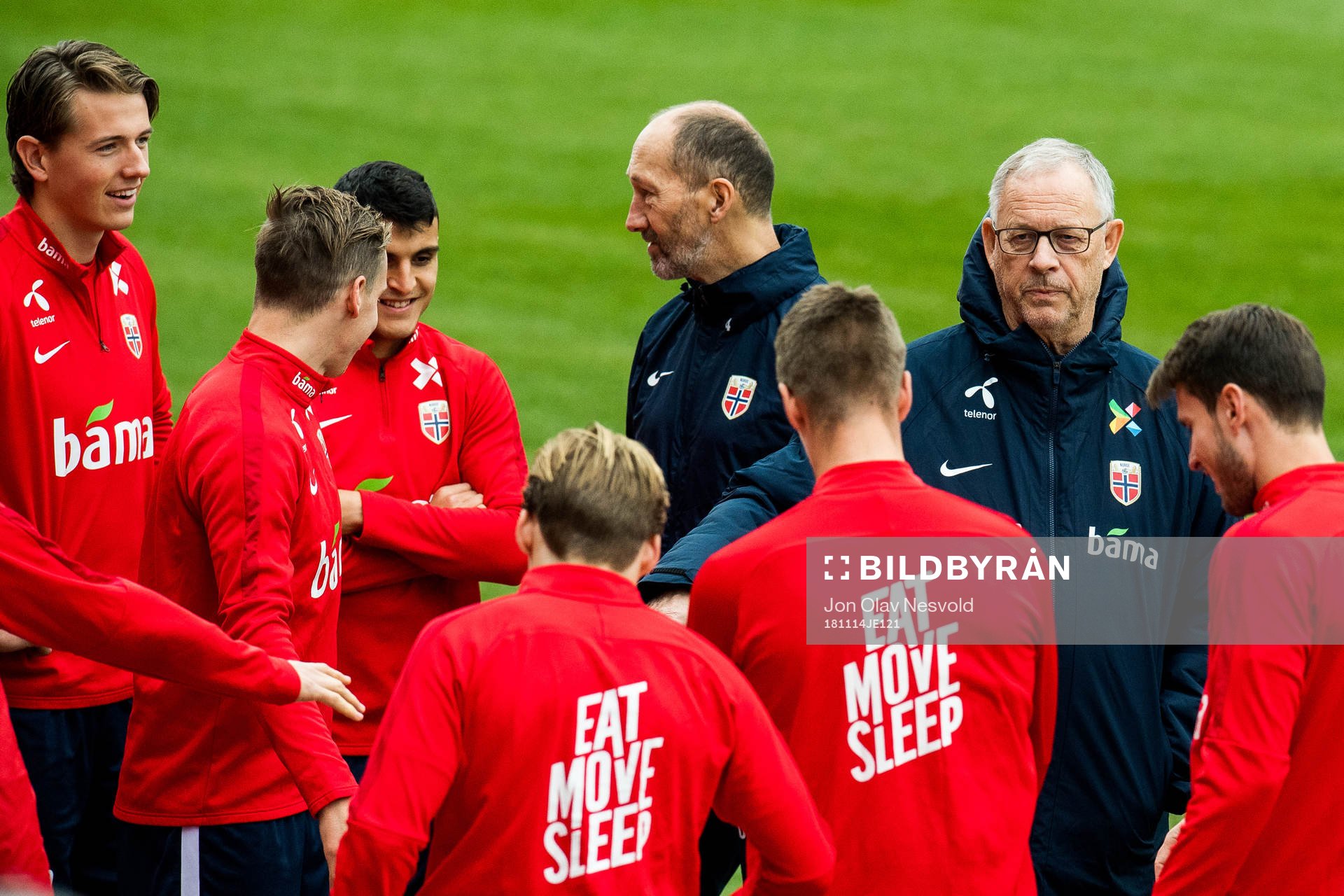 Sander Berge, Mohamed Elyounoussi, Lars Lagerbäck, head