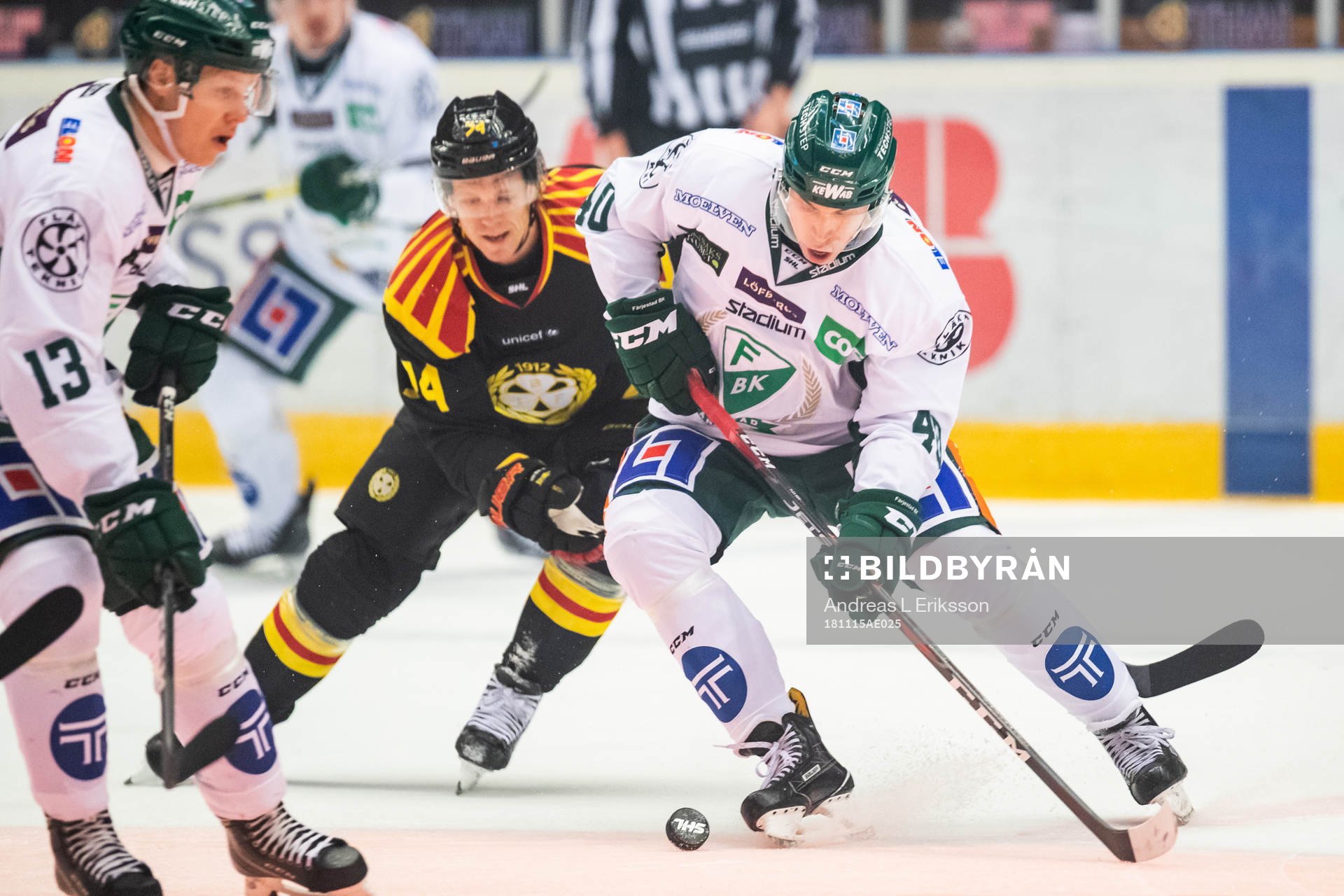 Brynäs Nicklas Danielsson och Färjestads Tomi Sallinen i