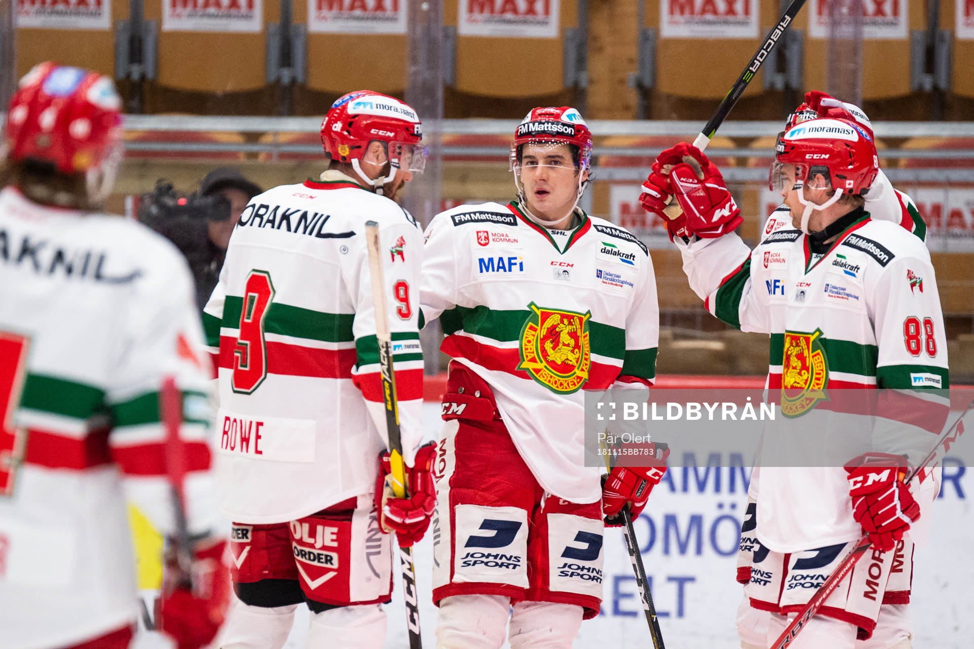 Moras Michael Haga jublar med lagkamrater