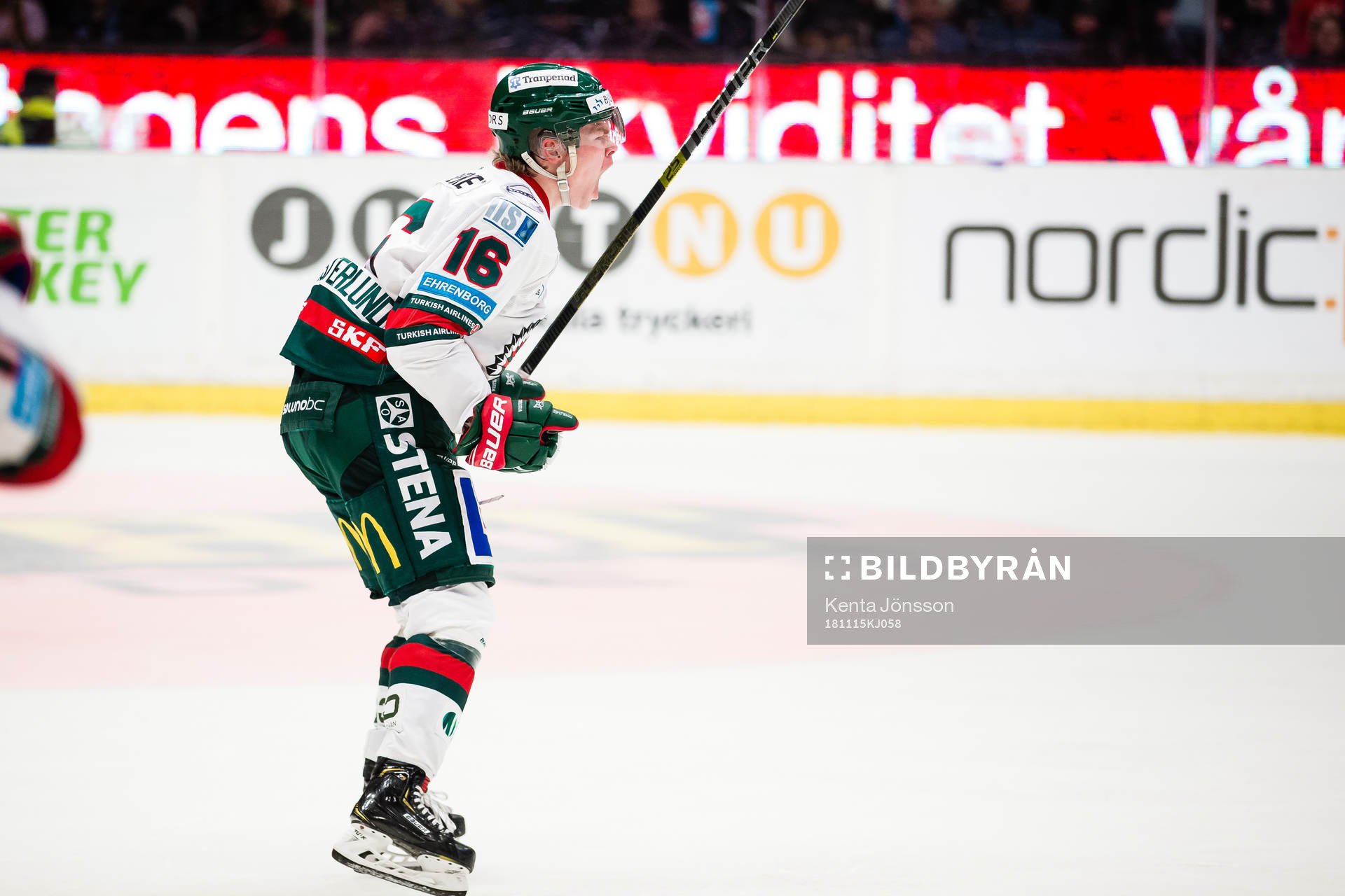 Frölundas Filip Westerlund jublar