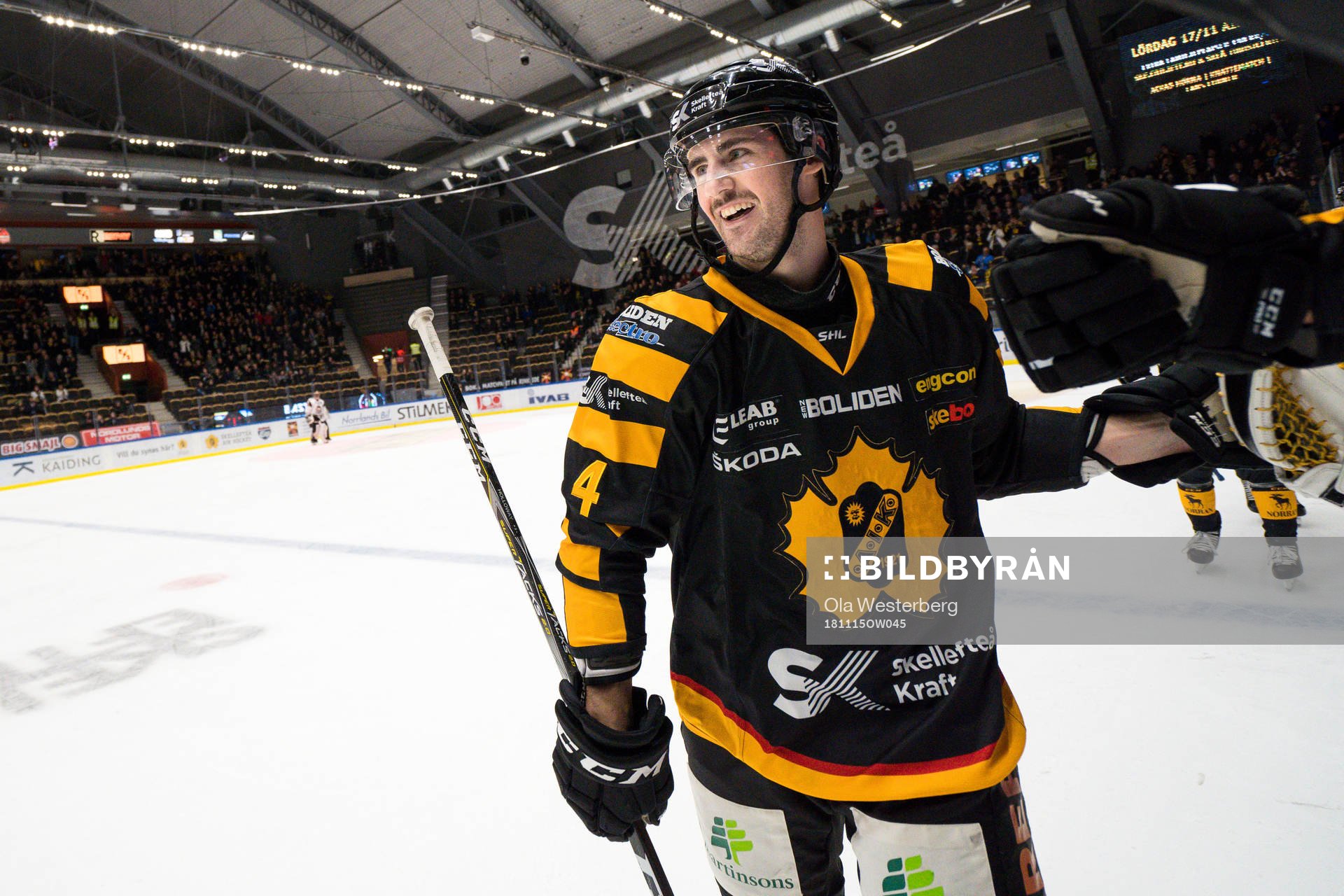 Skellefteås Bud Holloway jublar