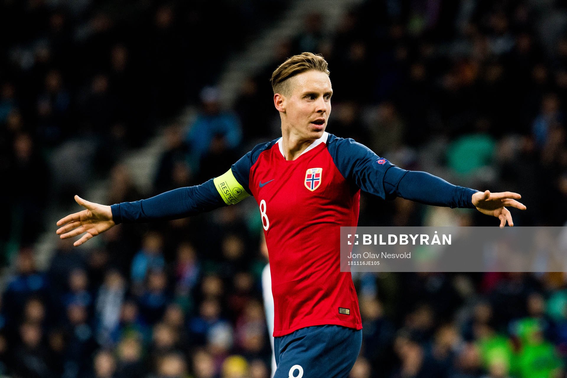 Stefan Johansen of Norway reacts
