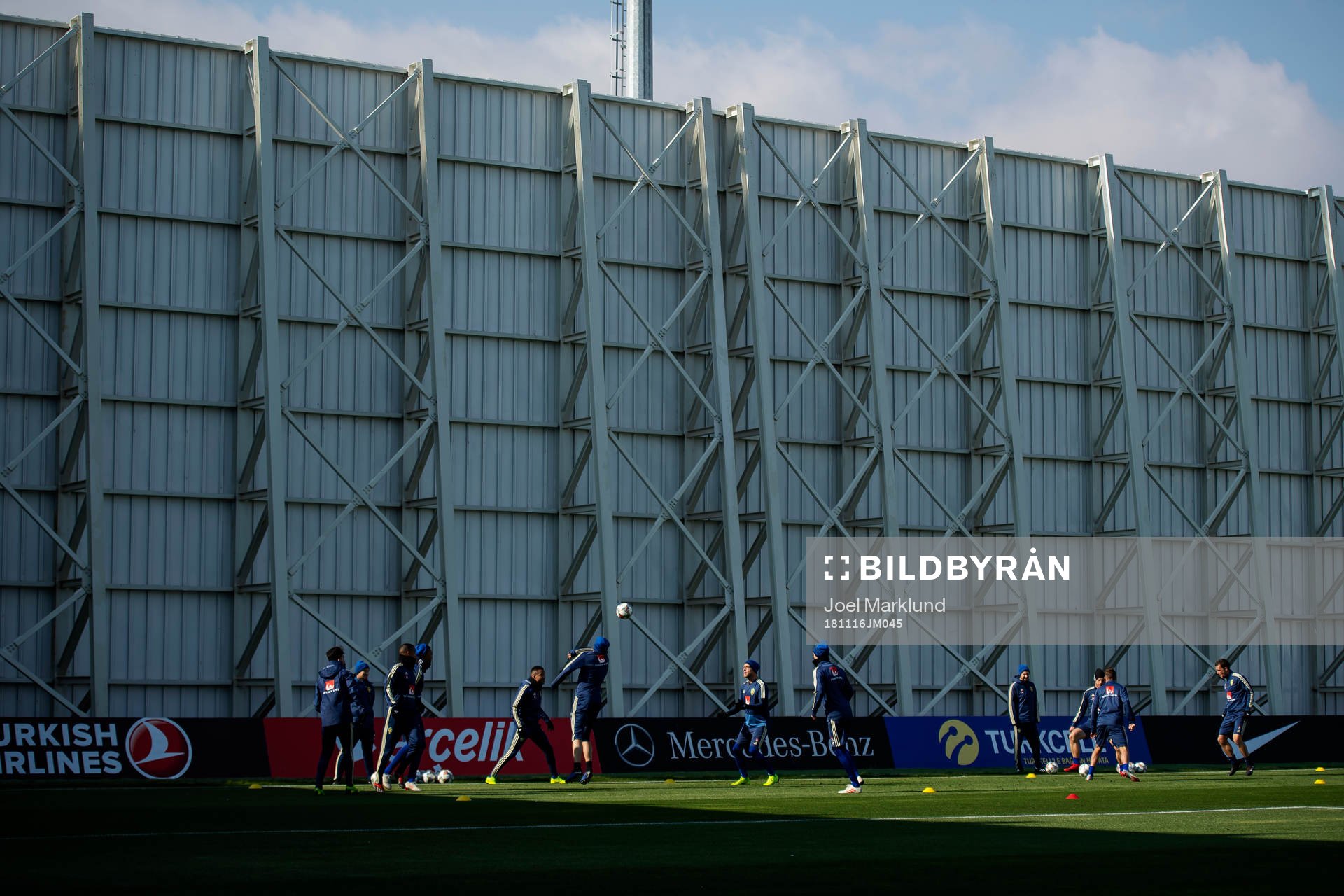 General view of team Sweden's training session