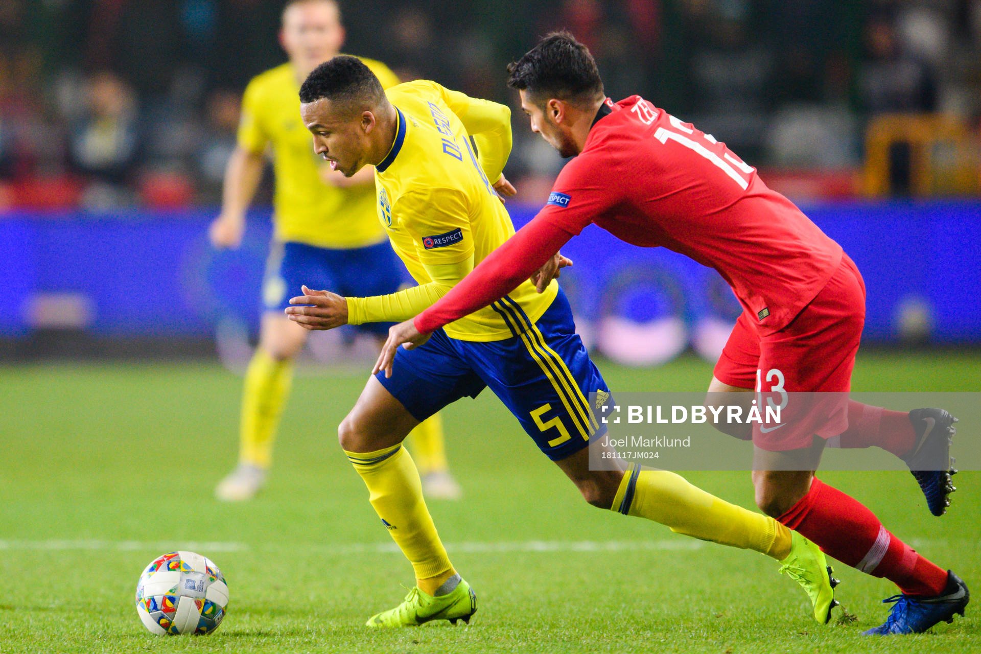 Martin Olsson of Sweden and Zeki Celik of Turkey