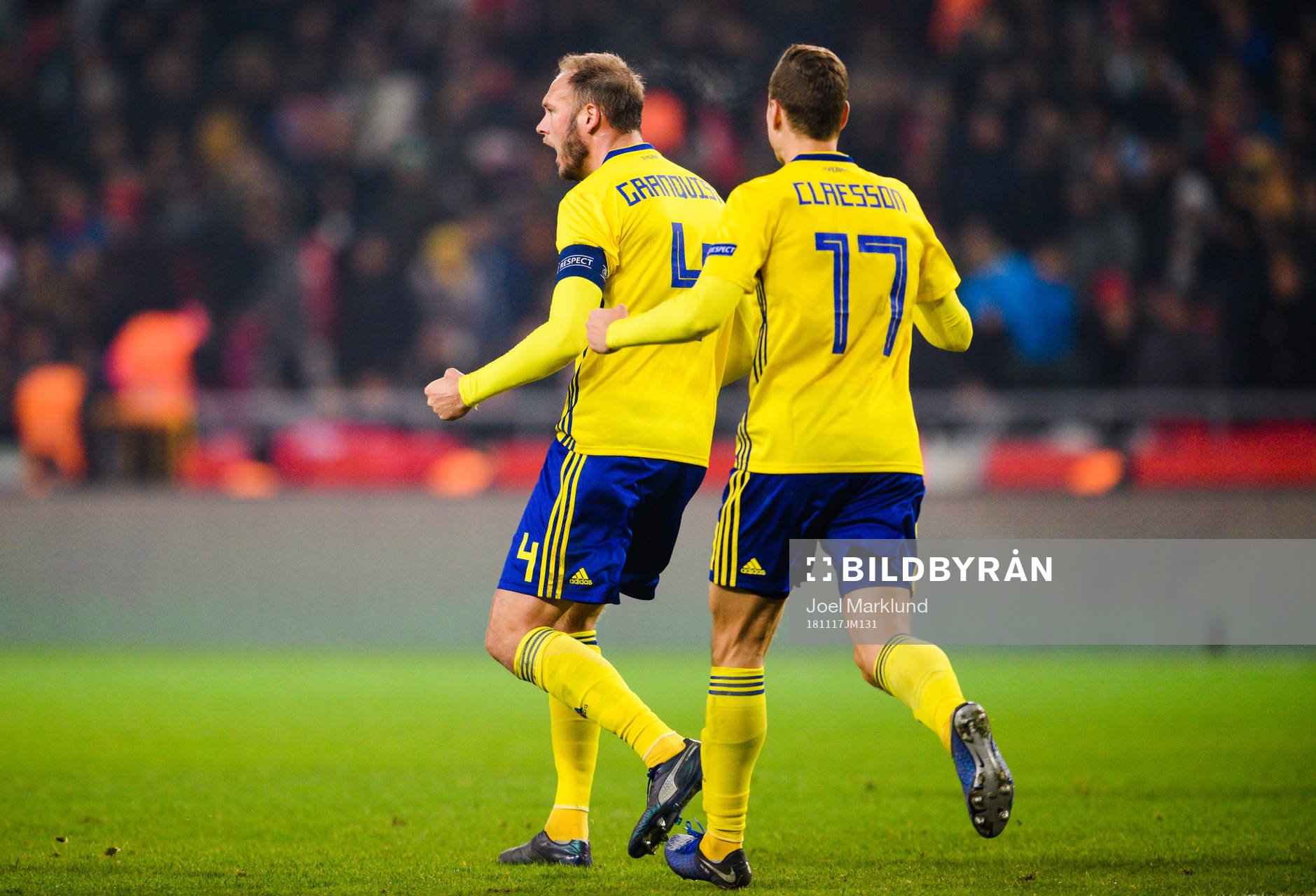Andreas Granqvist and Viktor Claesson celebrates