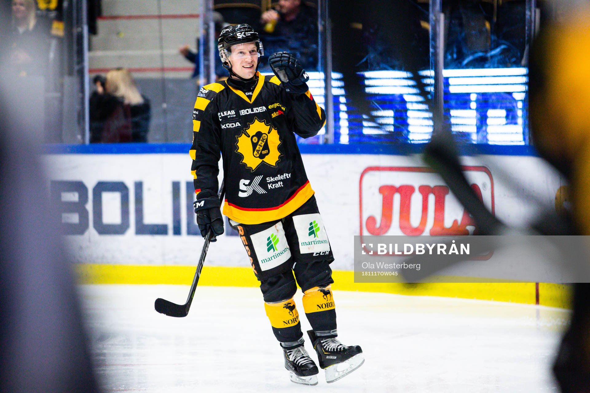 Skellefteås Mathis Olimb jublar