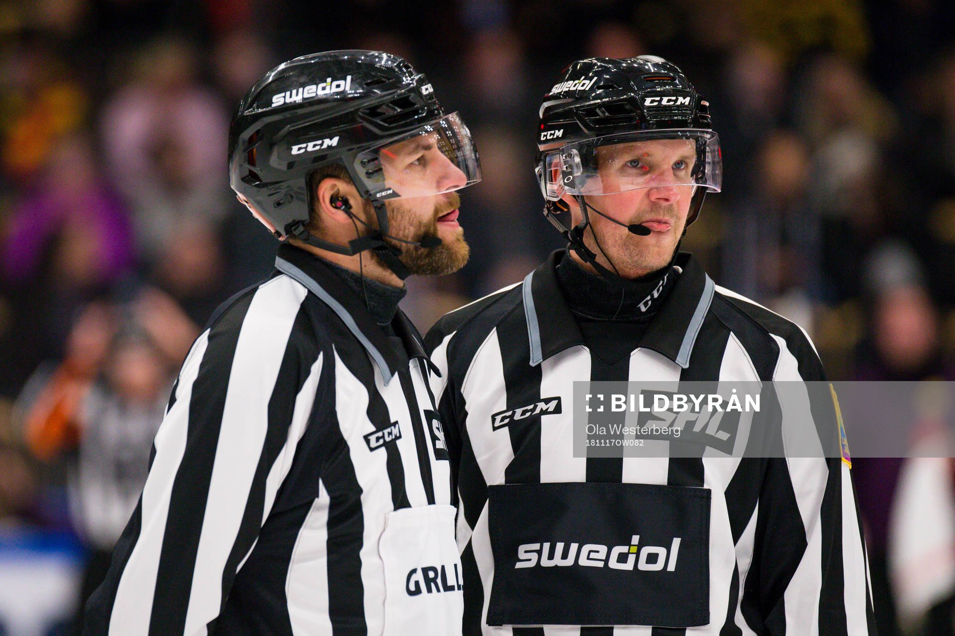 Linjedomarna Emil Yltyinen och Johannes Käck