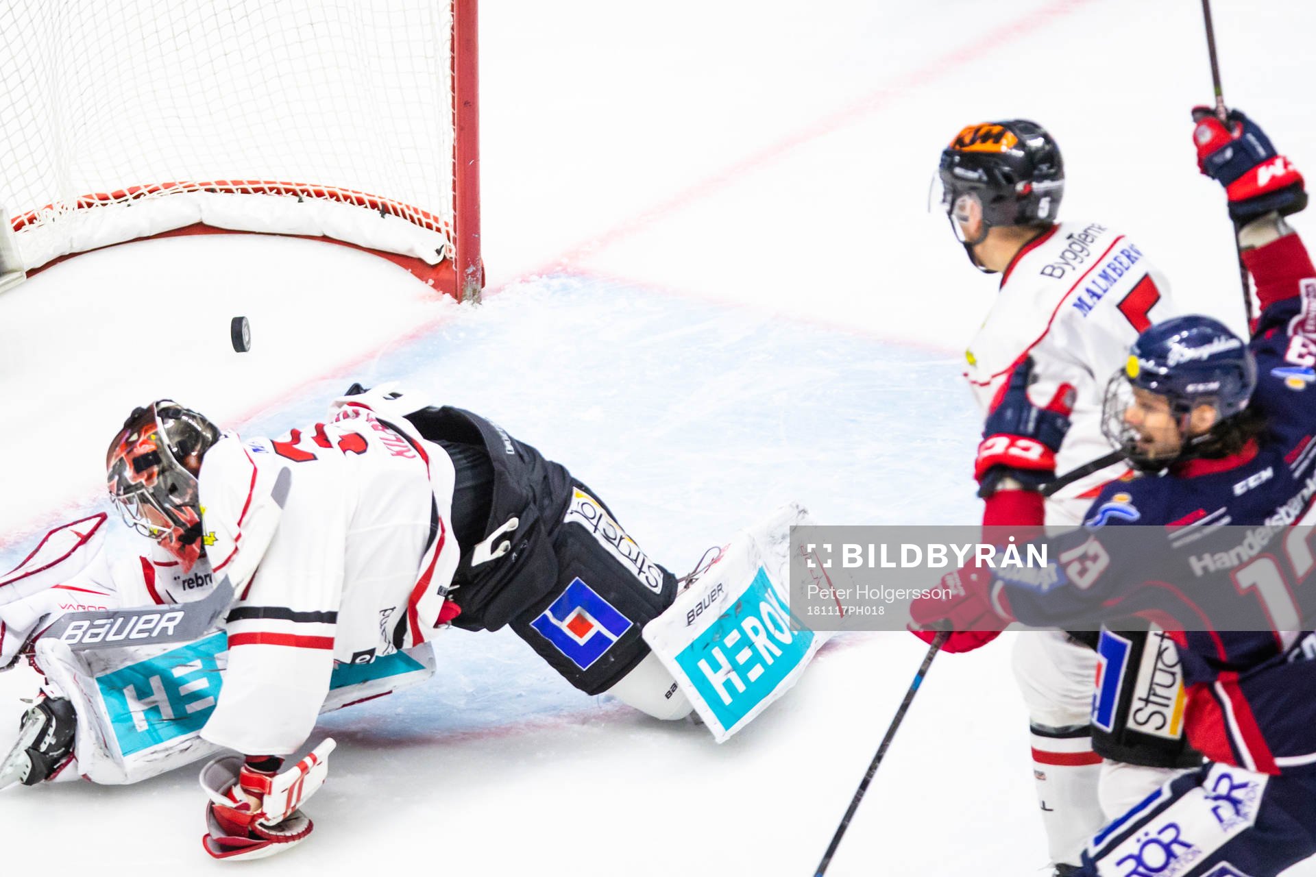 Linköpings Adam Brodecki (ej i bild) gör 1-0