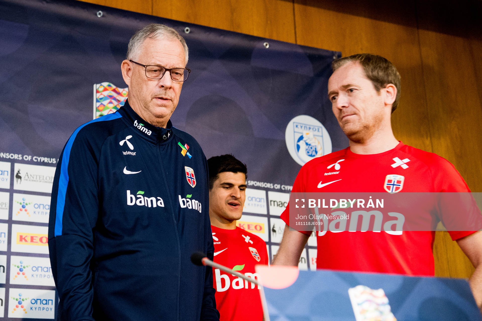 Lars Lagerbäck, head coach, Tarik Elyounoussi of Norway