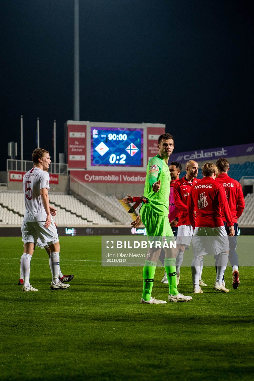Goalkeeper Rune Almenning Jarstein of Norway celebrates
