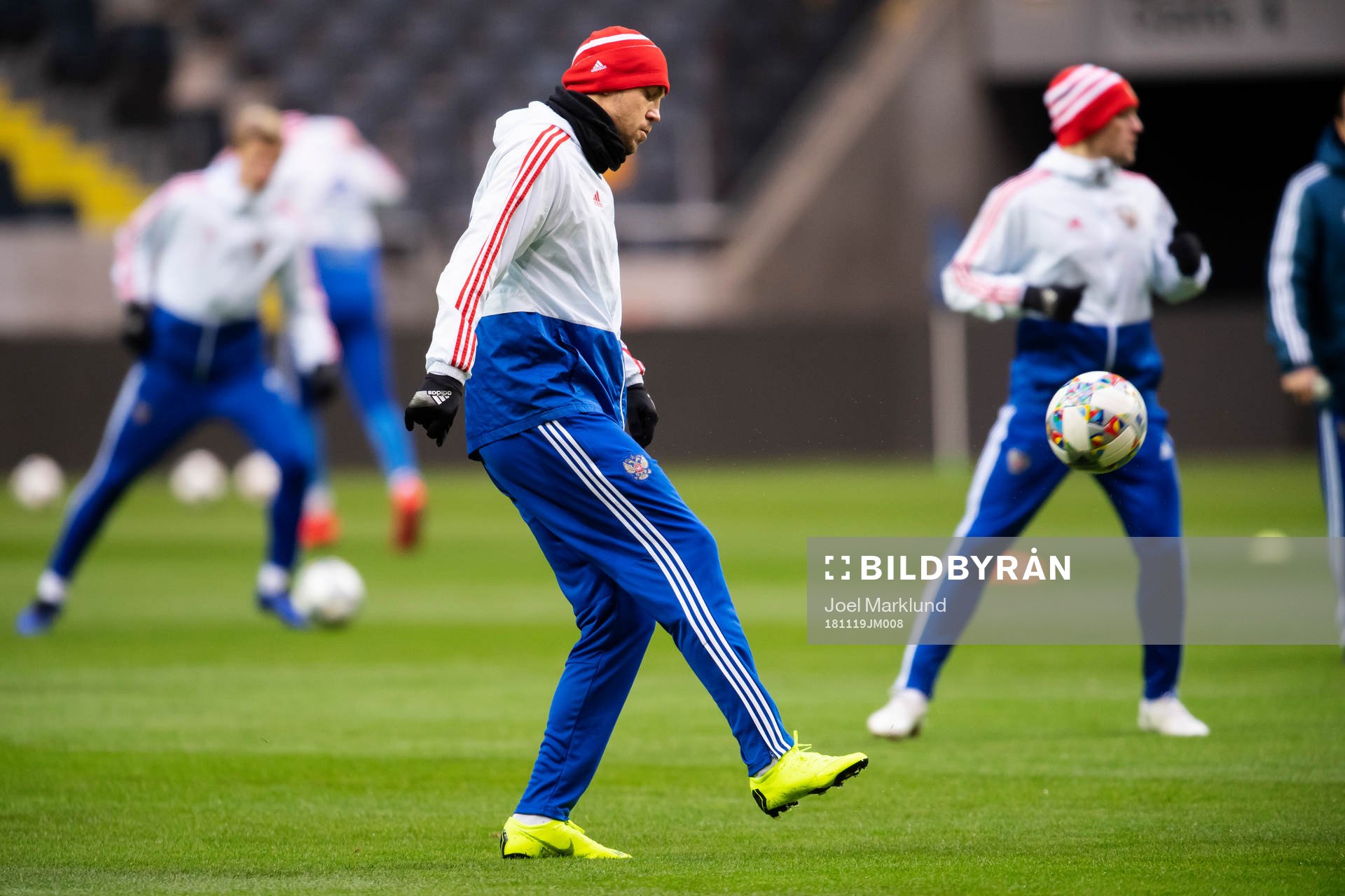 Artem Dzyuba of Russia
