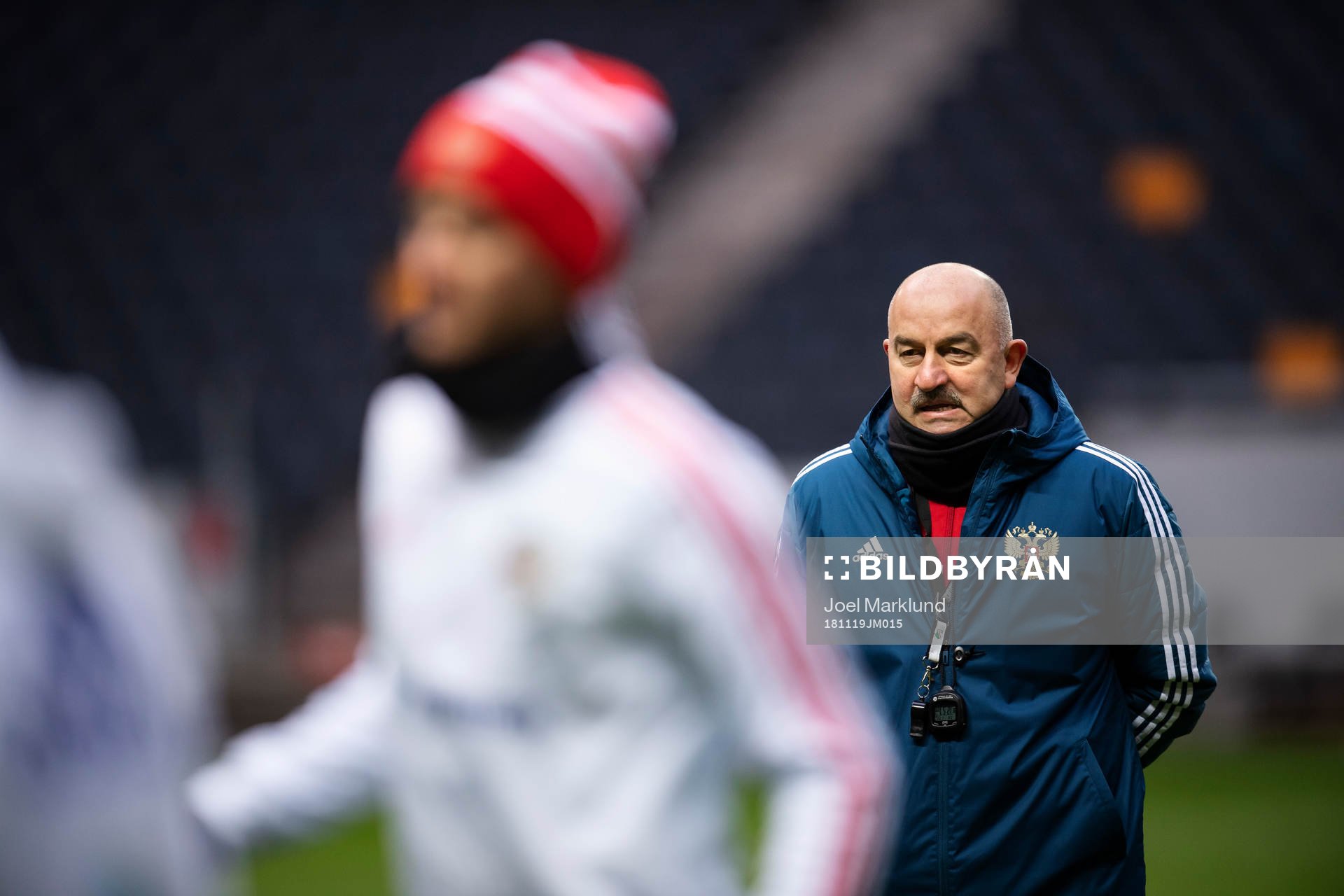 Head coach Stanislav Cherchesov of Russia