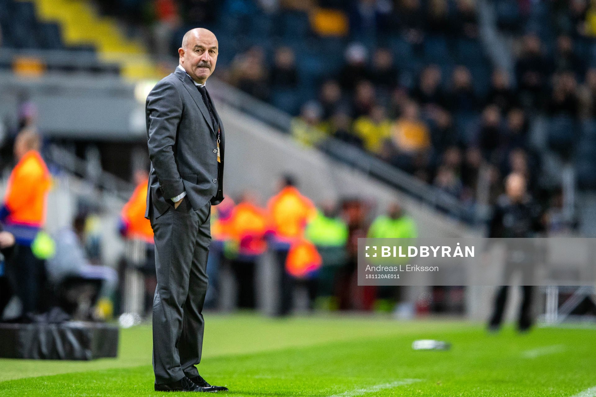Head coach Stanislav Cherchesov of Russia