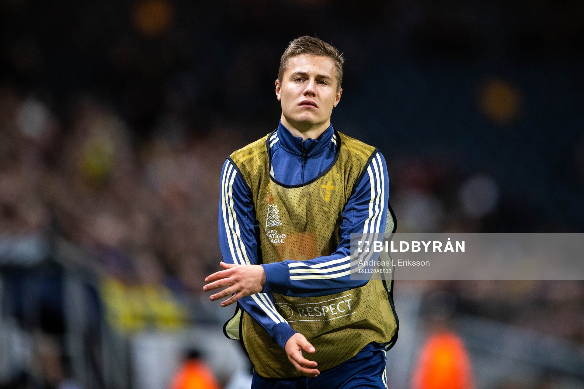 Mattias Svanberg of Sweden warms up