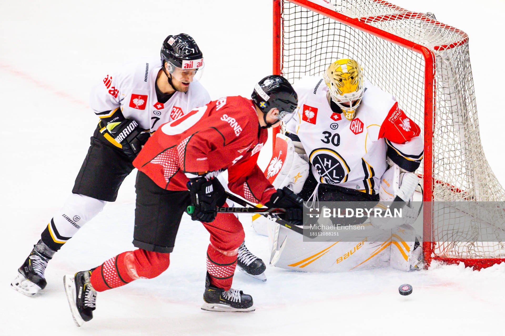 Joel Mustonen of Frölunda and goalkeeper Elvis Merzlikins