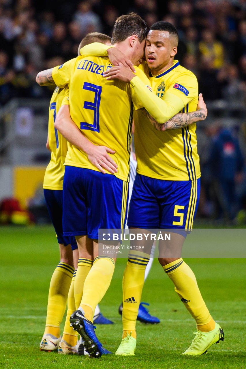 Martin Olsson and Victor Nilsson Lindelöf of Sweden