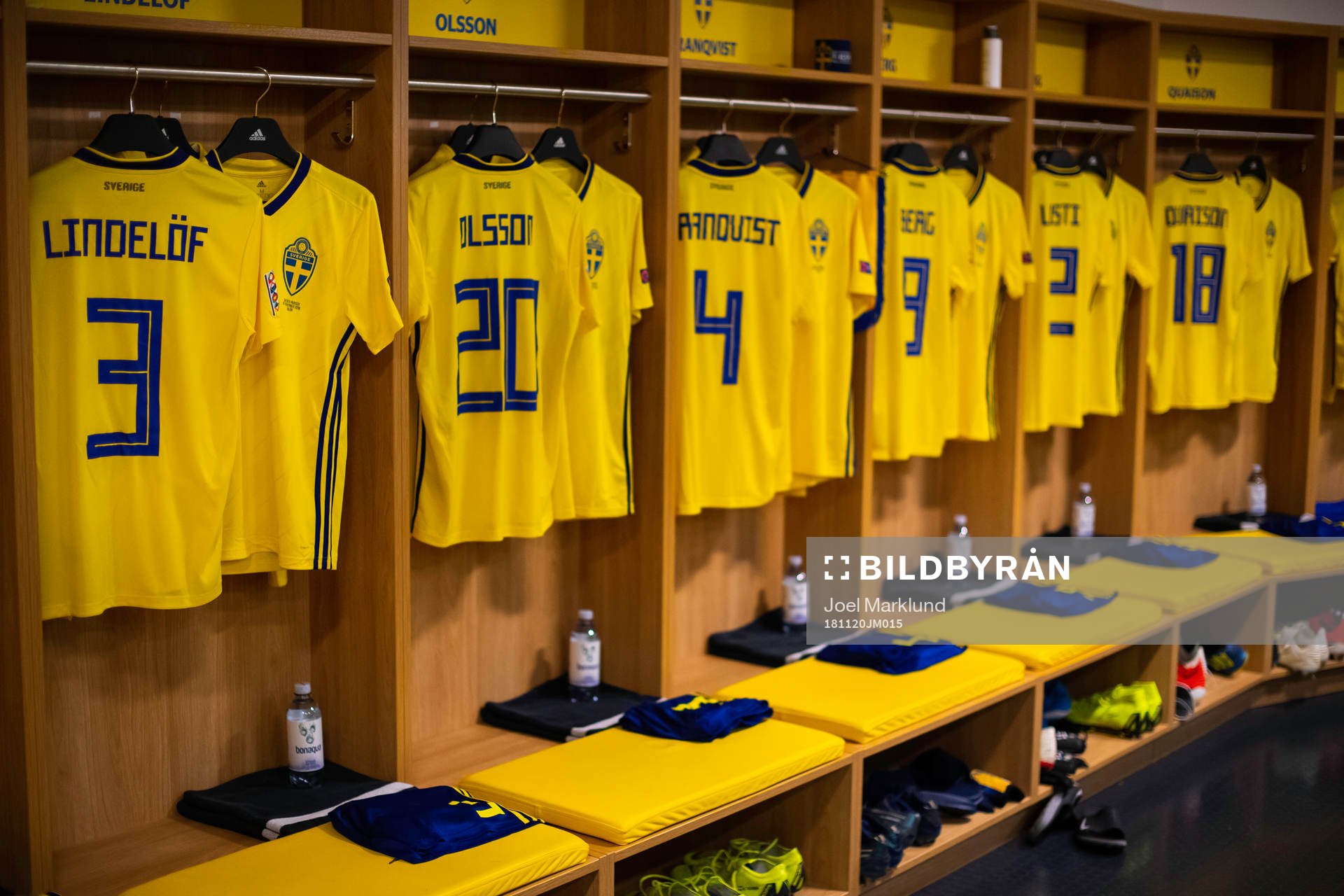 The jerseys of Victor Nilsson Lindelöf, Kristoffer Olsson,