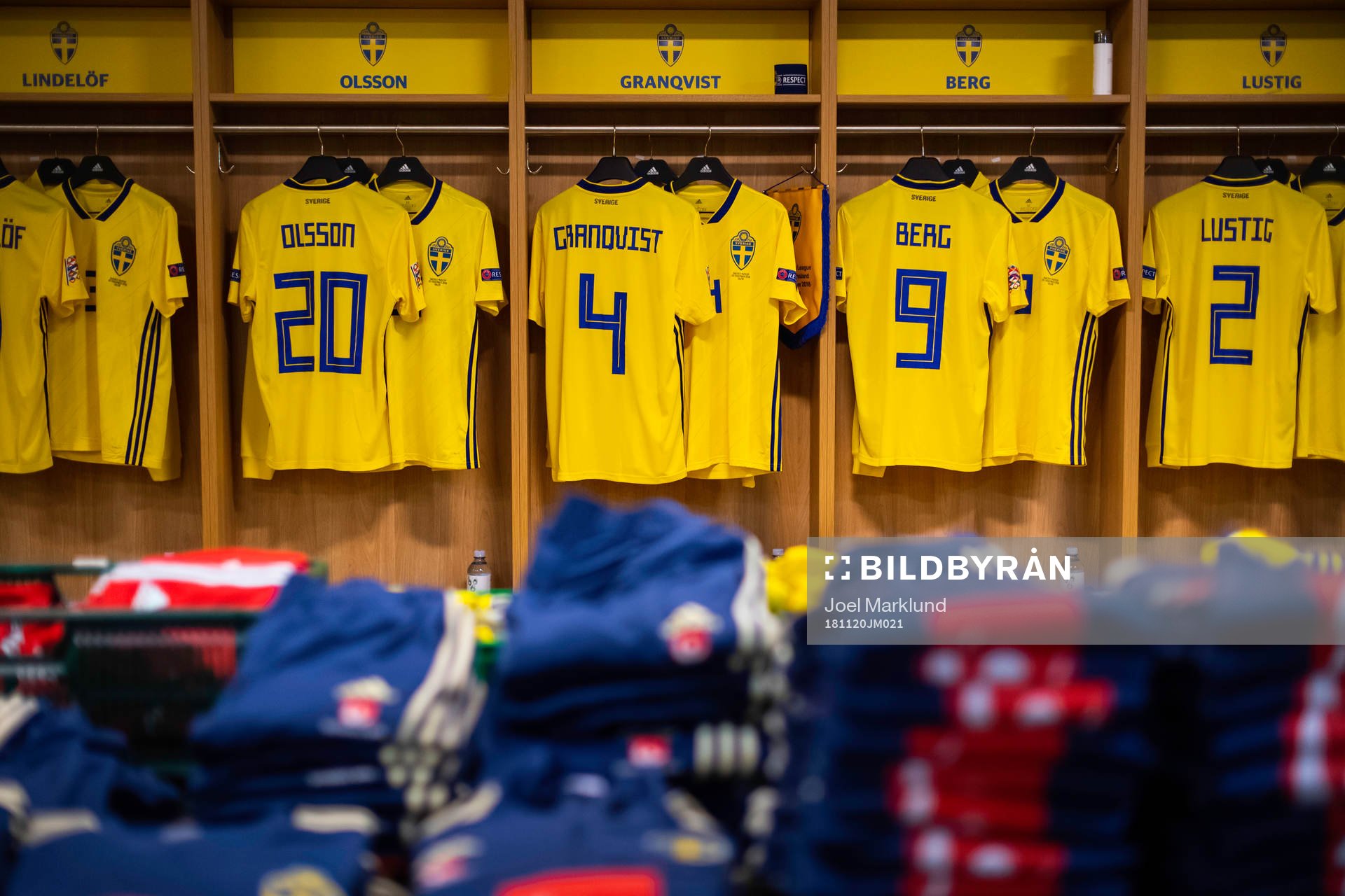 The jerseys of Victor Nilsson Lindelöf, Kristoffer Olsson,