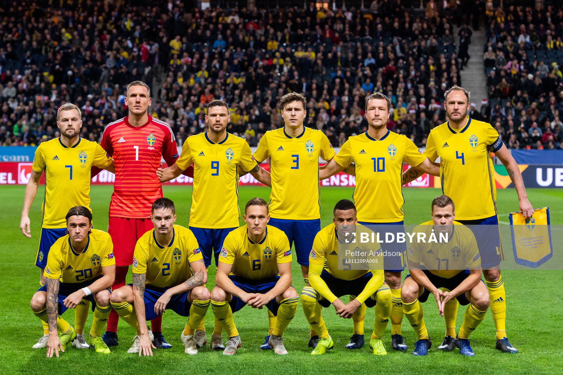 Starting eleven of Sweden, top row from the left Sebastian