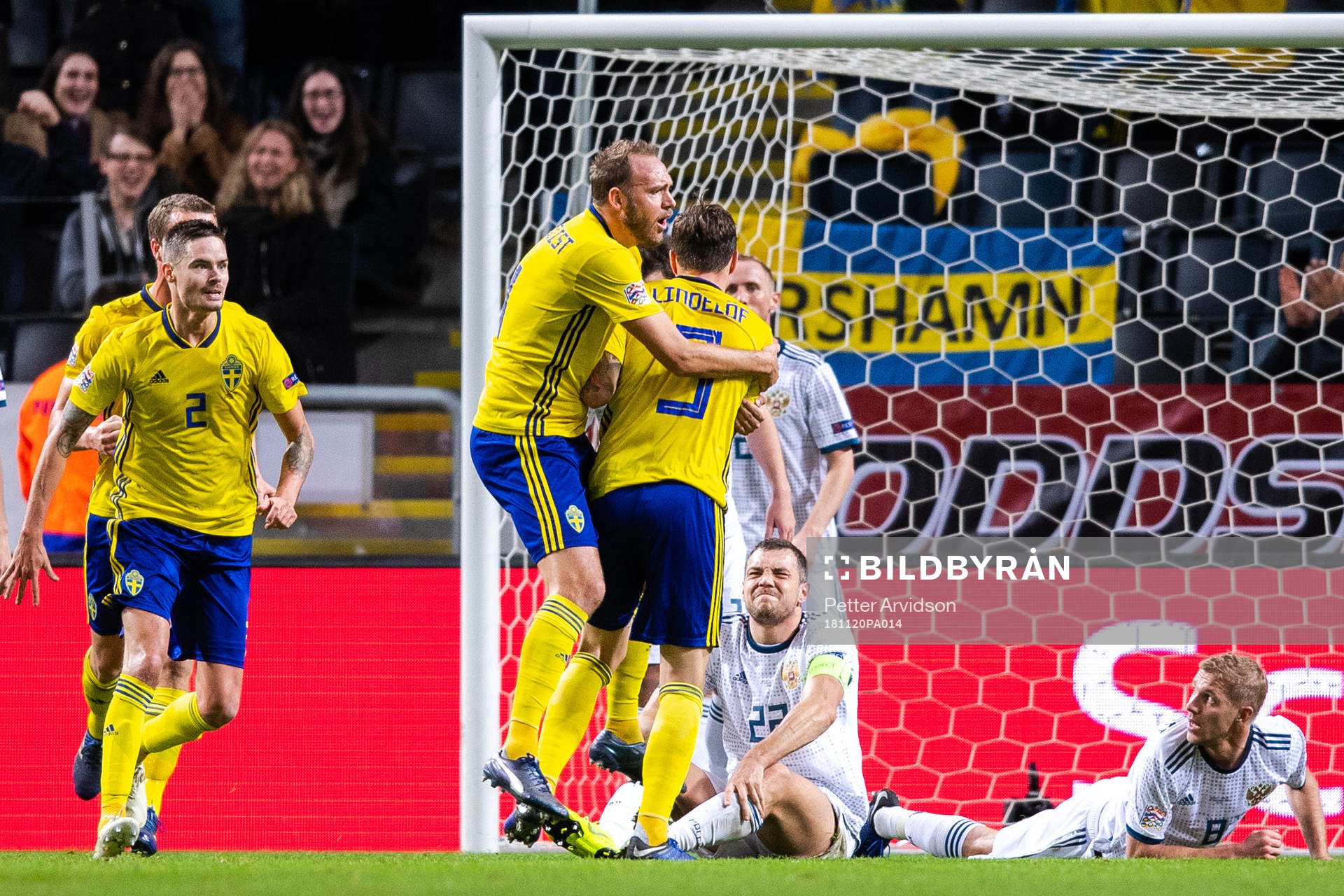 Andreas Granqvist and Victor Nilsson Lindelöf of Sweden