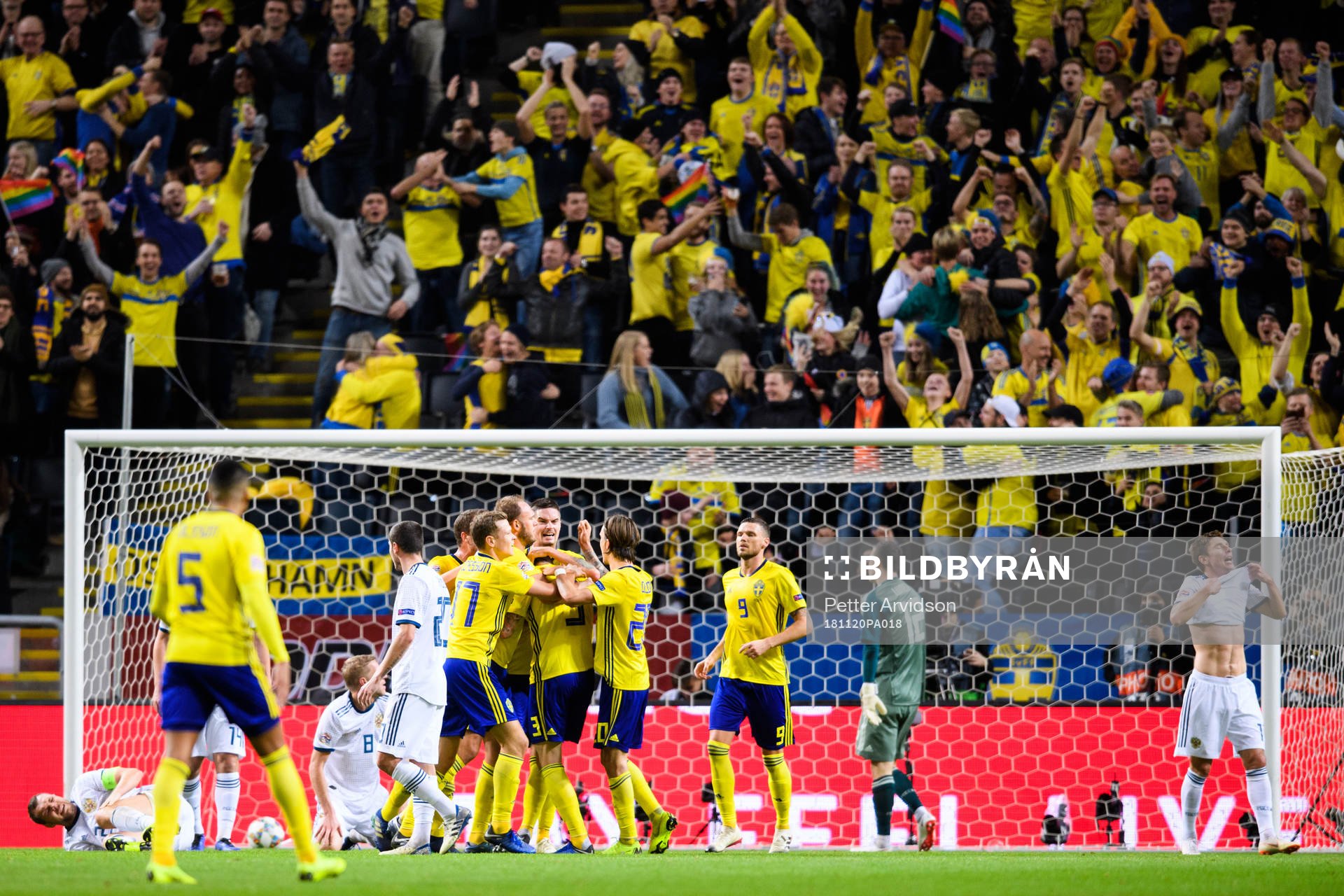 The players of Sweden celebrates