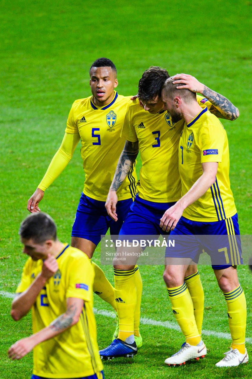 Martin Olsson and John Guidetti celebrates with Victor