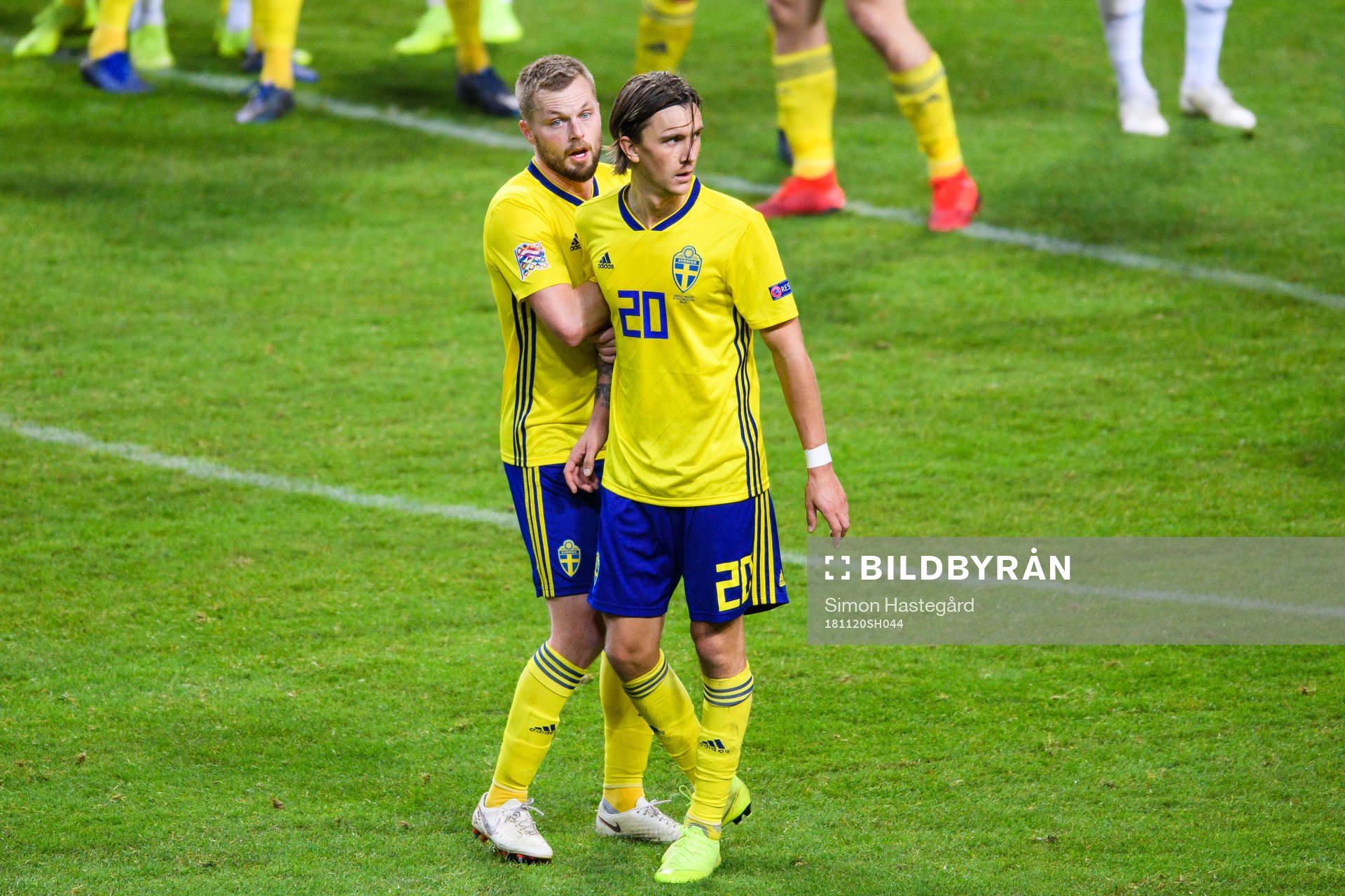 Kristoffer Olsson and Sebastian Larsson of Sweden