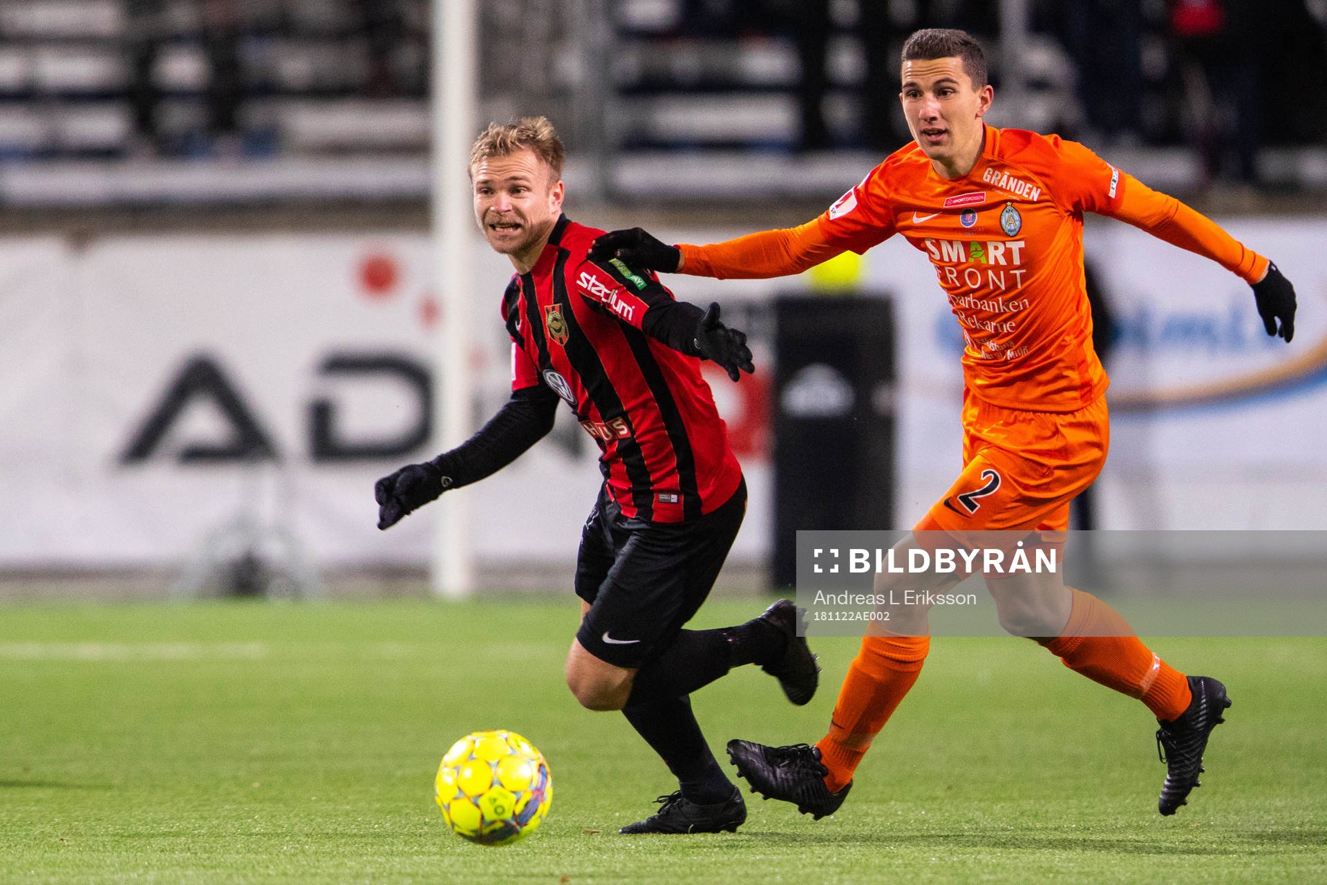 Brommapojkarnas Christopher Brandeborn och AFC Eskilstunas