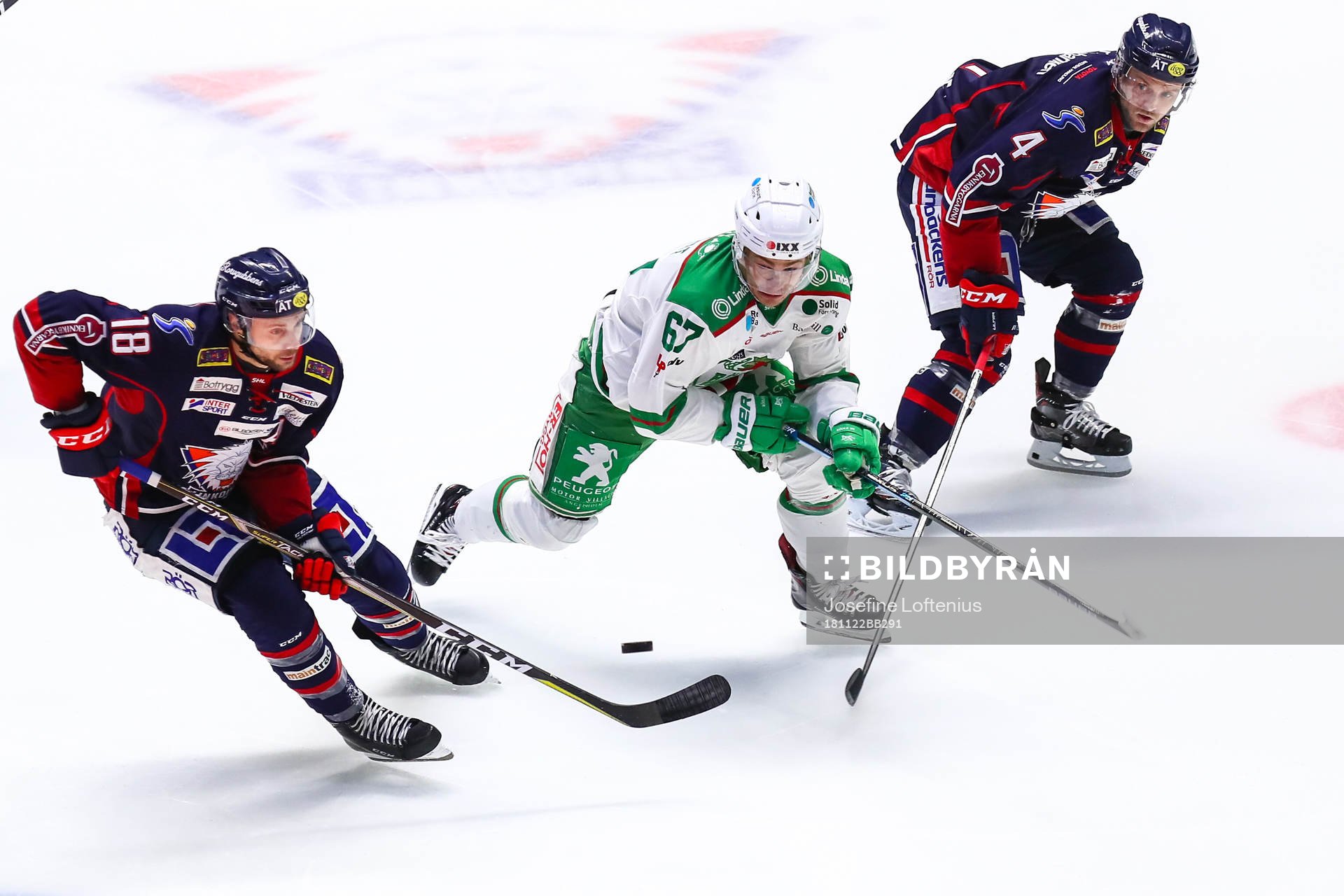 Linköpings James Wright och Rögles Leon Bristedt