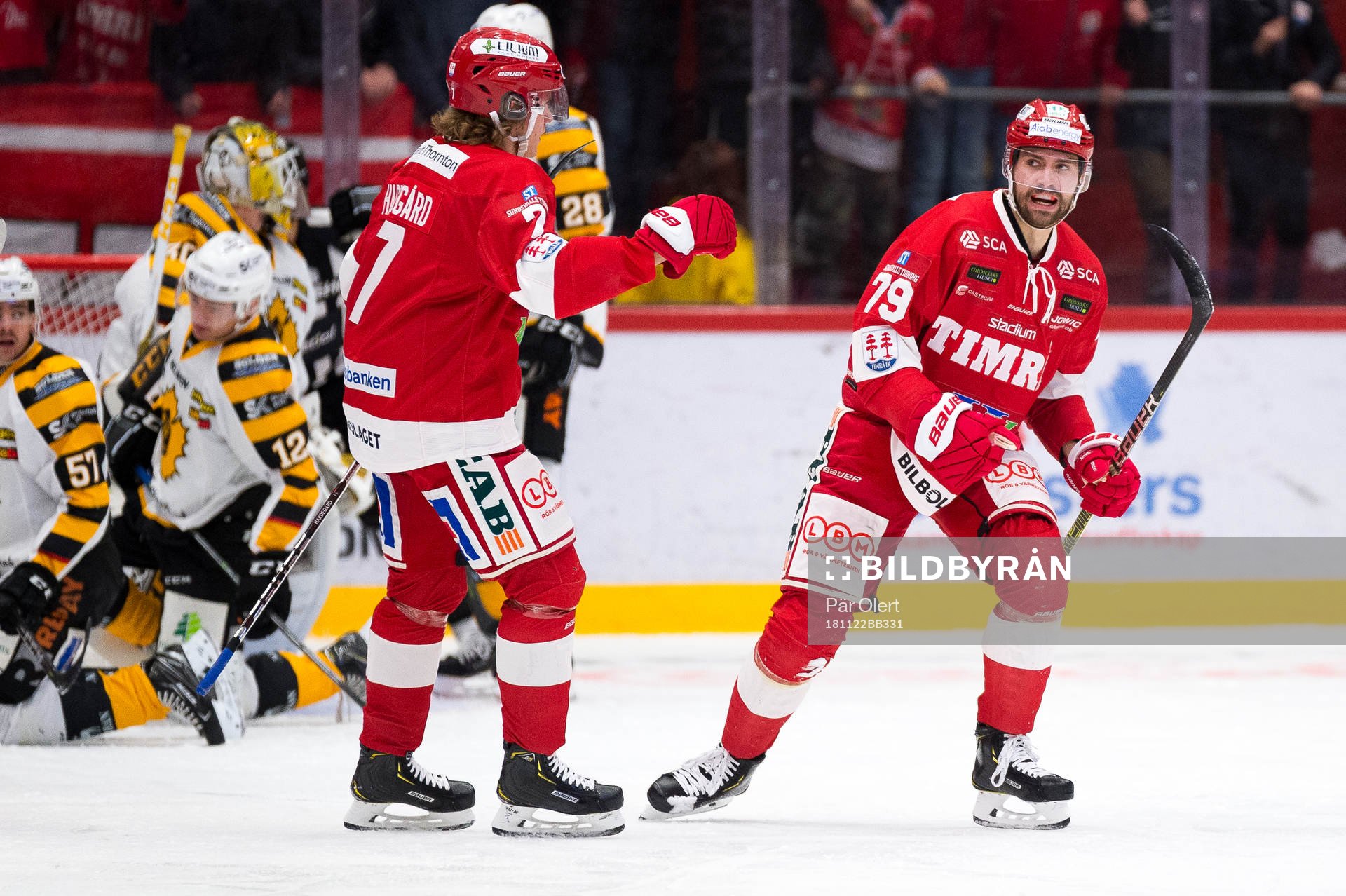 Timrås Marcus Hardegård och Ludvig Rensfeldt jublar