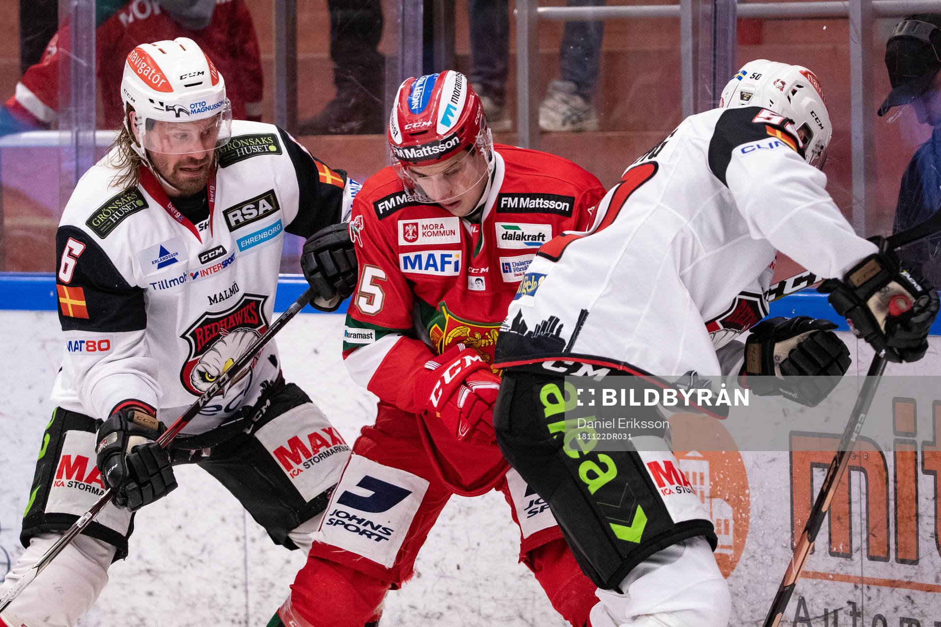 Malmö Redhawks Stefan Warg och Moras Michael Haga och