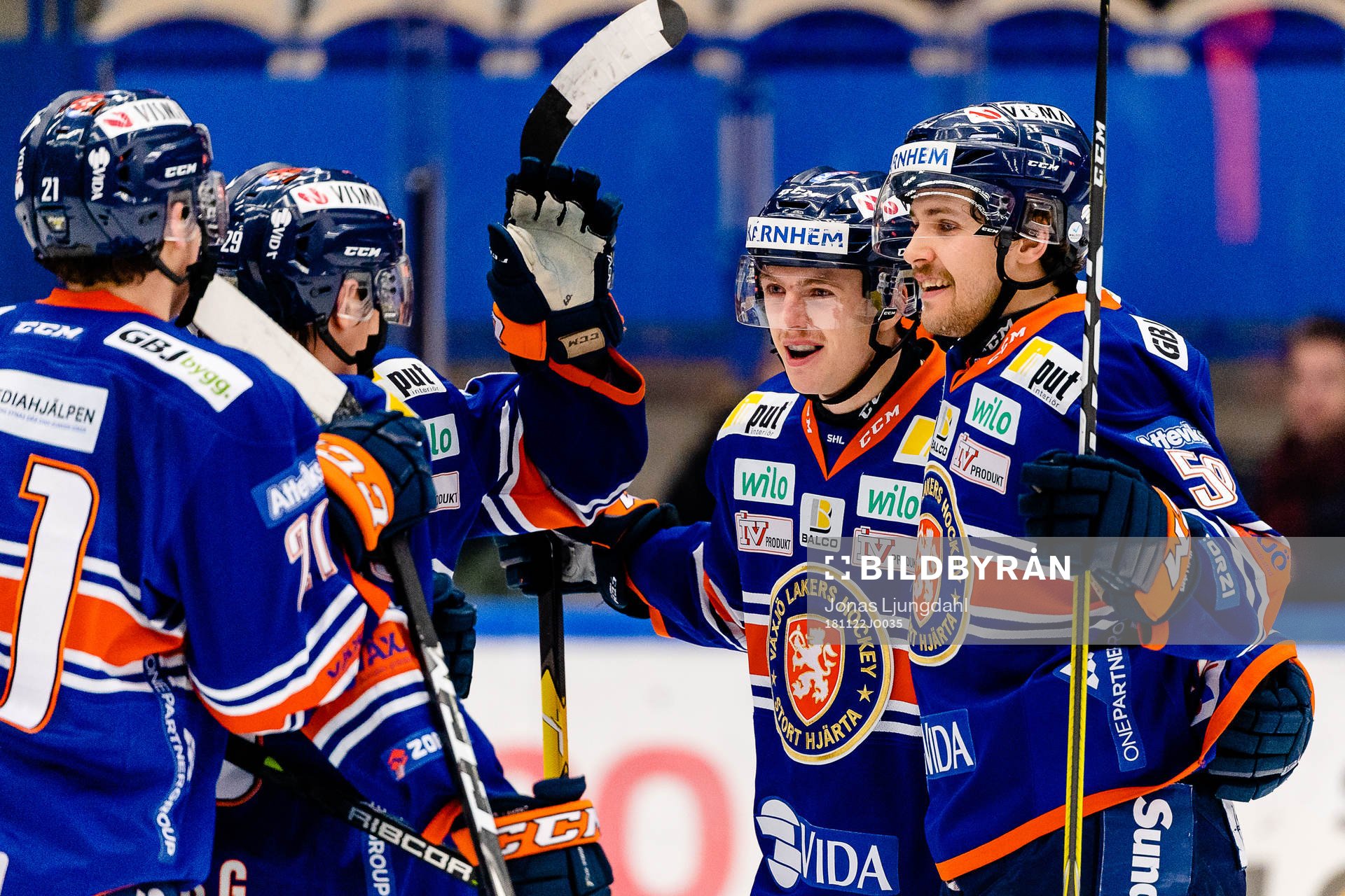 Växjös Linus Högberg och Arvid Lundberg jublar