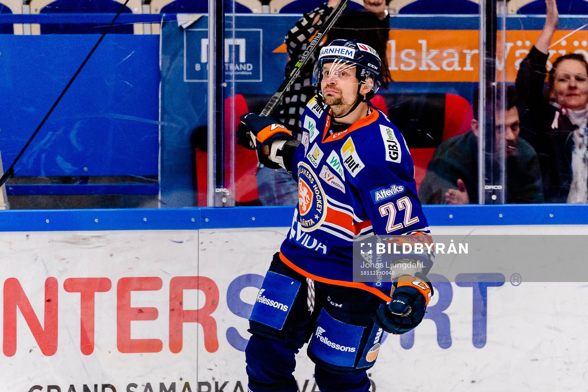 Växjös Janne Pesonen jublar