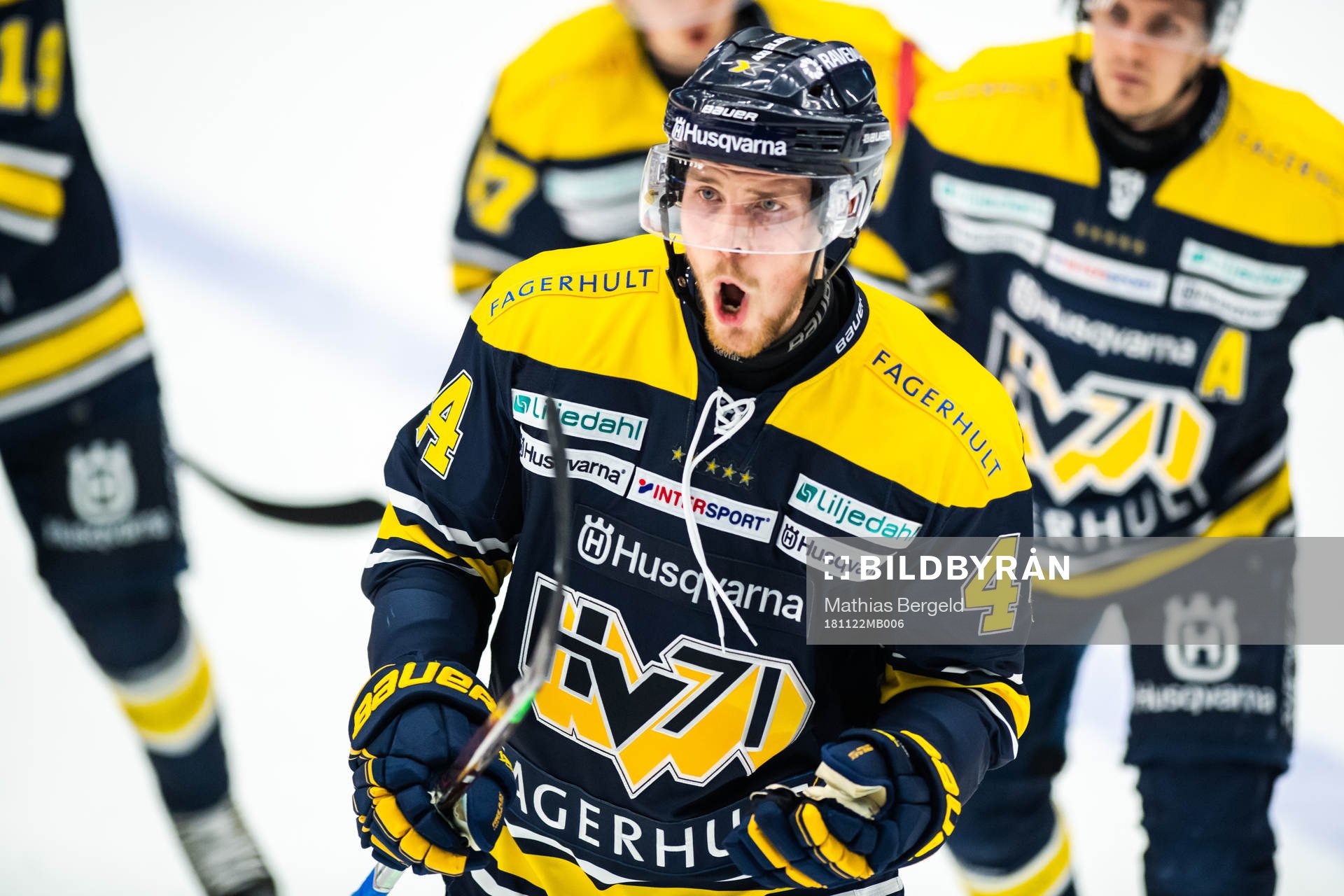 s Mikko Lehtonen jublar