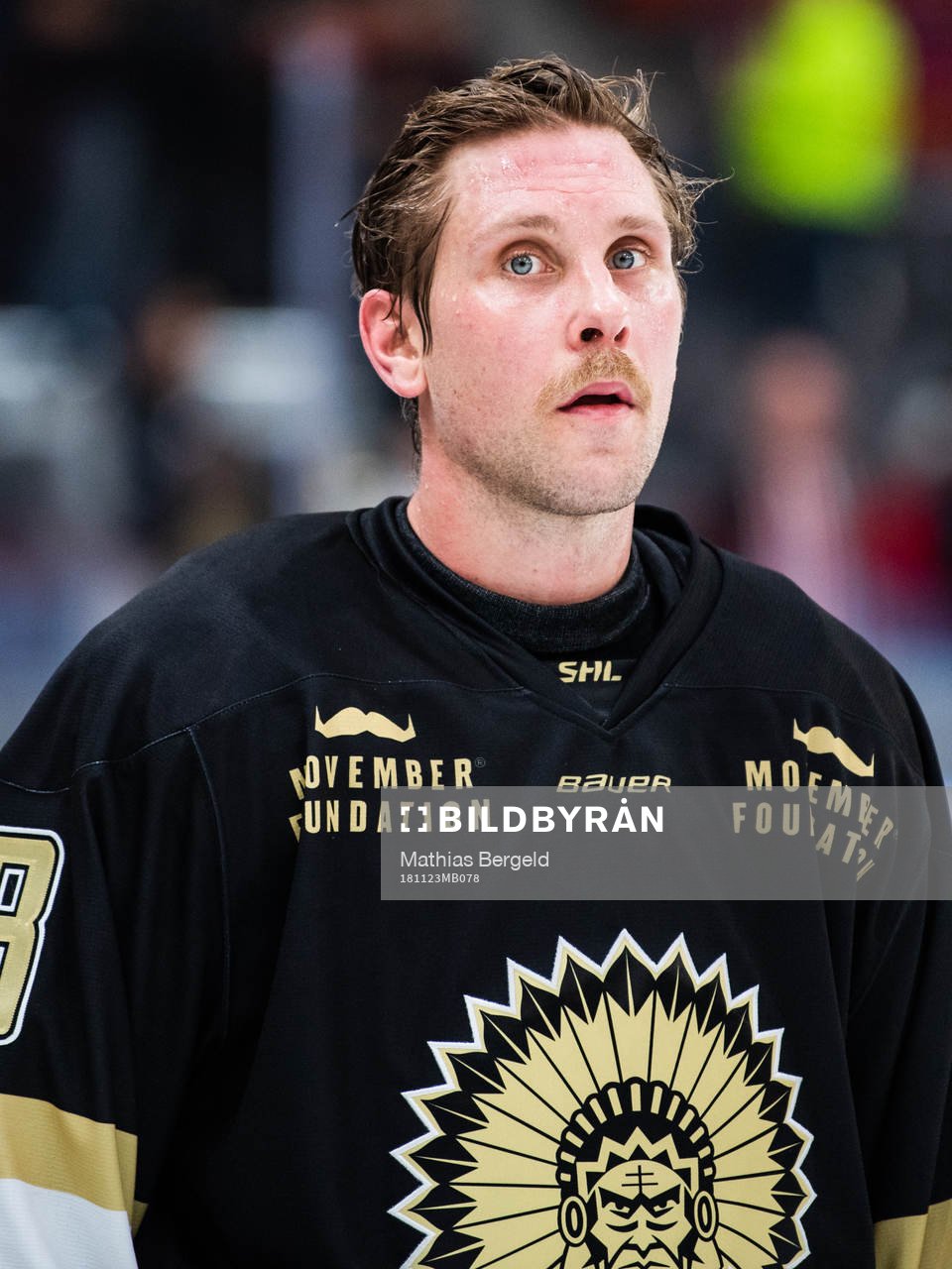 Frölundas Viktor Ekbom utan hjälm