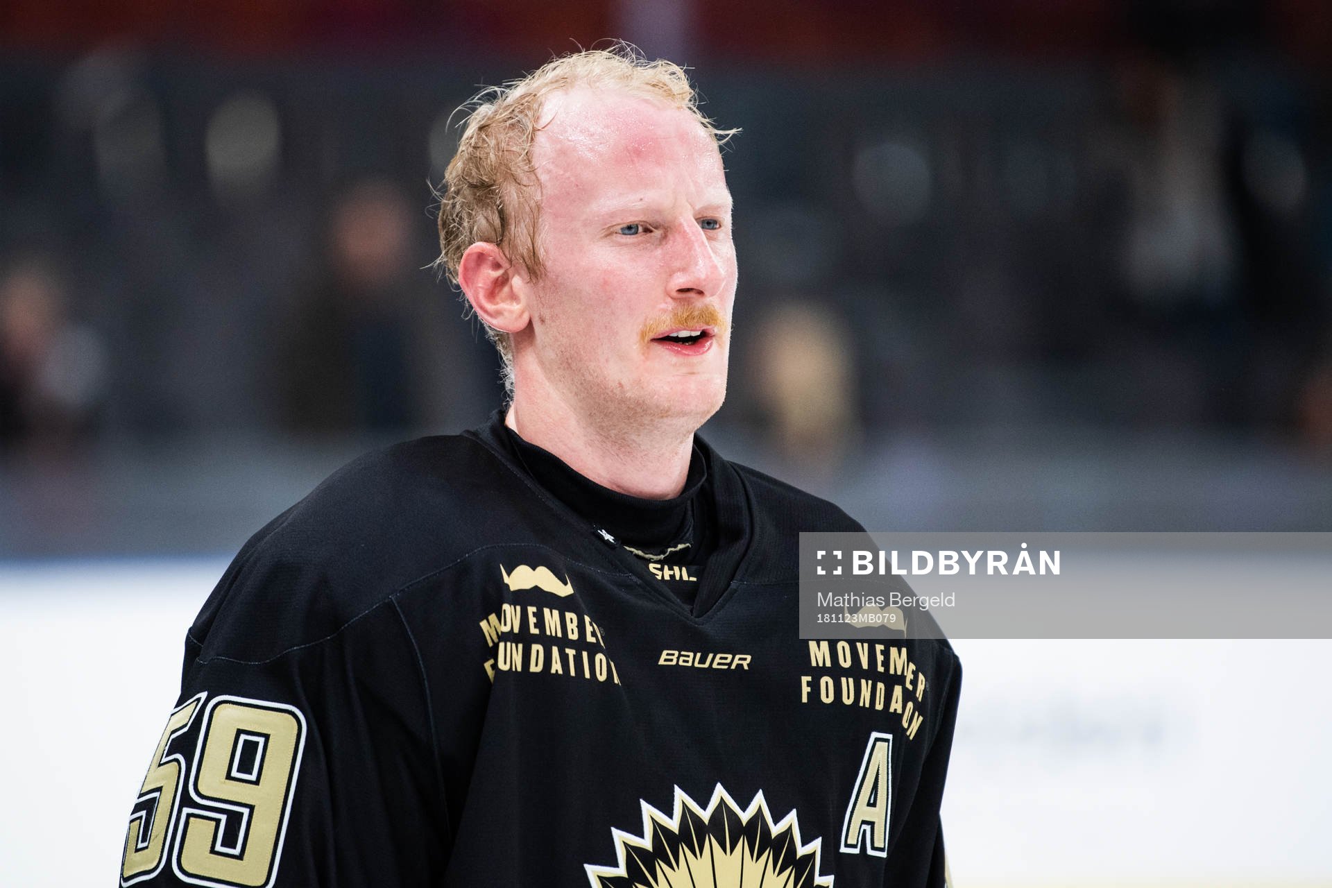 Frölundas Simon Hjalmarsson utan hjälm