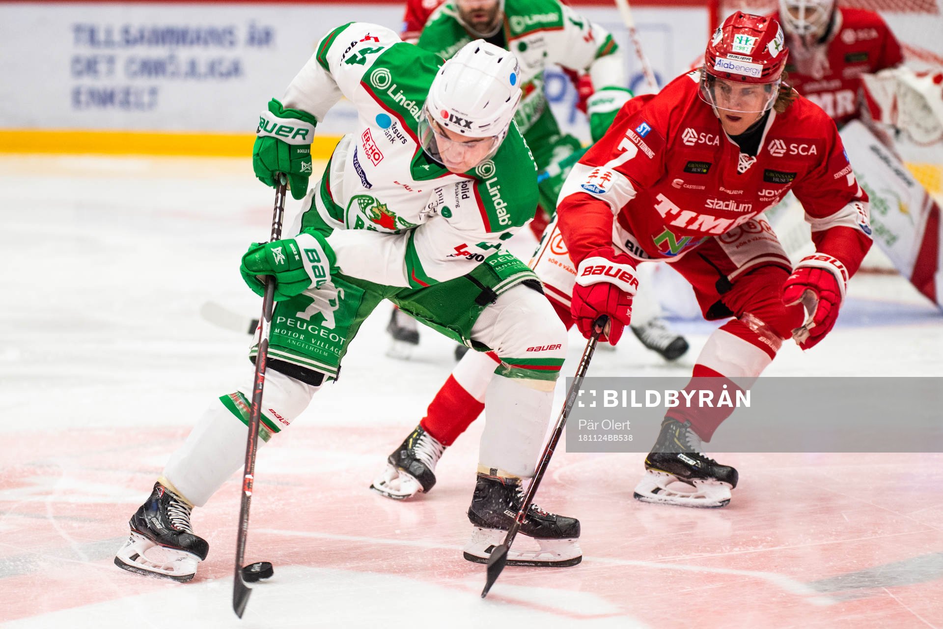 Rögles målvakt Ville Kolppanen och Timrås Marcus