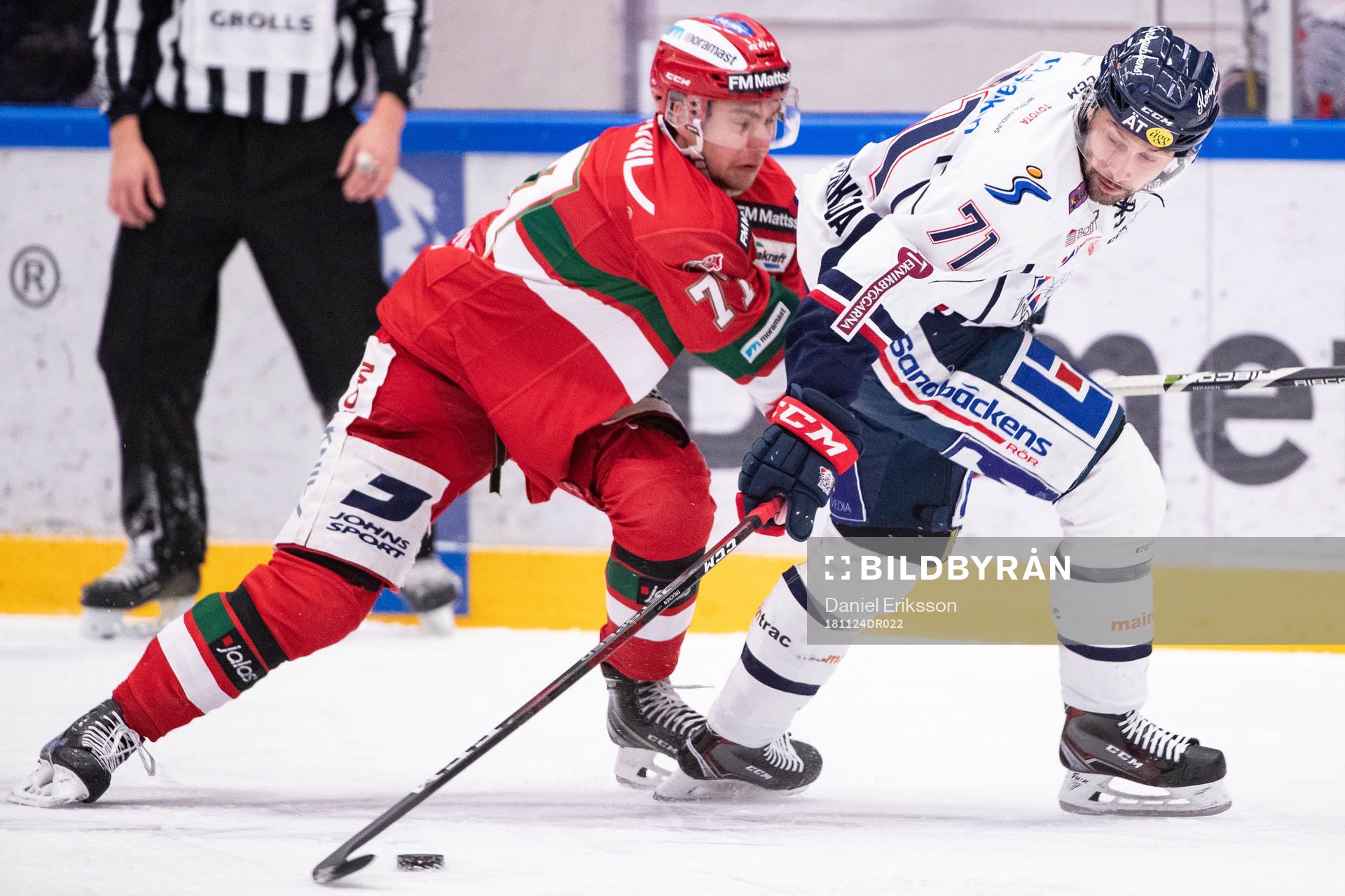 Moras Michael Keränen och Linköpings Daniel Olsson-Trkulja