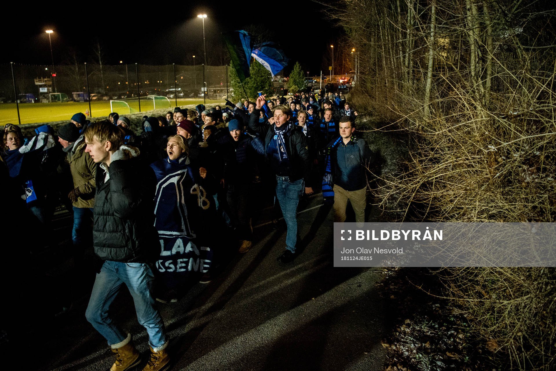 Supporters of Stabæk in the streets of Bekkestua