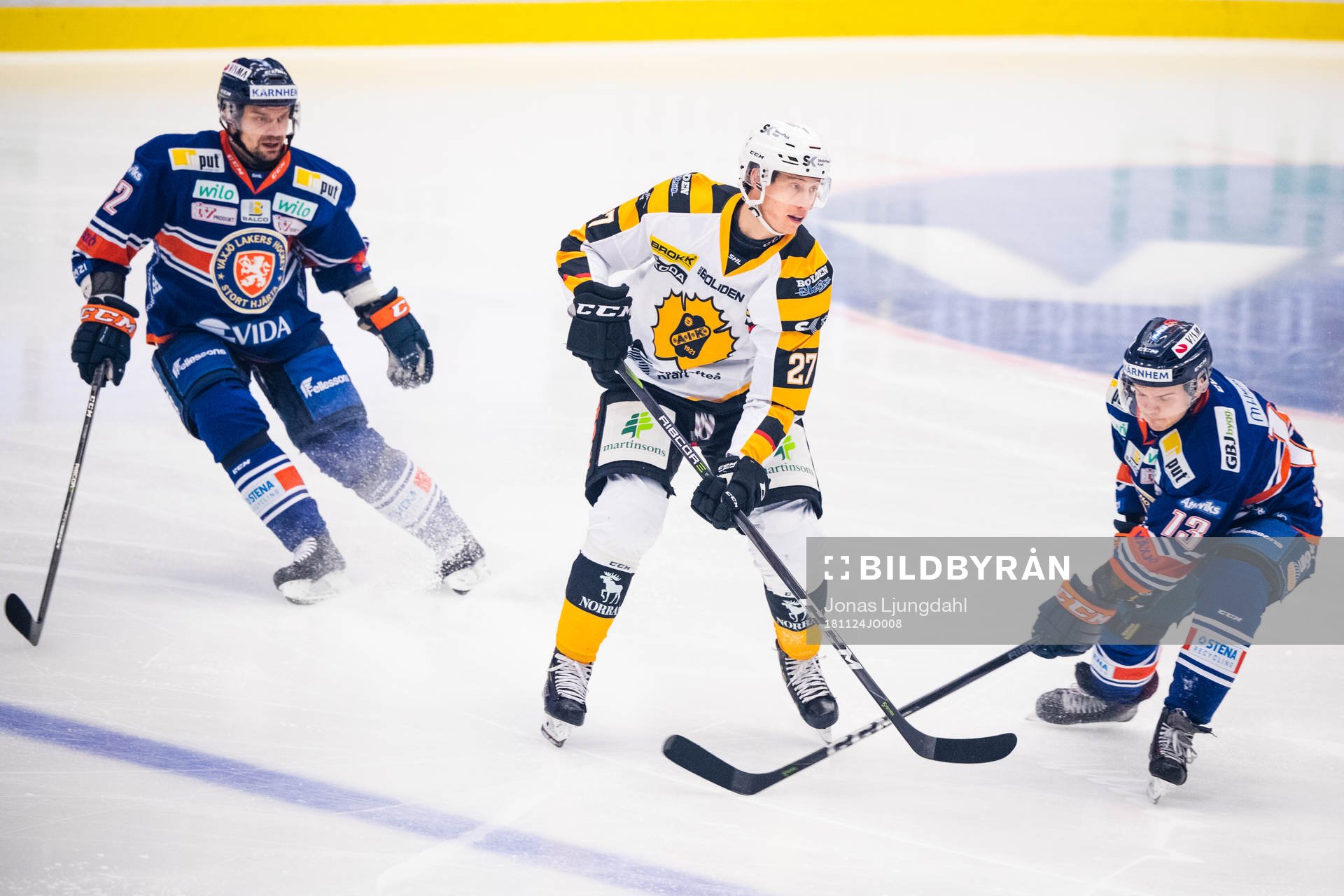 Skellefteås Robin Alvarez och Växjös Janne Pesonen samt