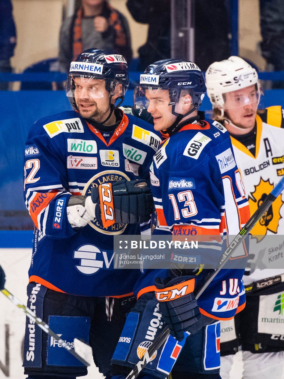 Växjös Janne Pesonen och Julius Junttila jublar