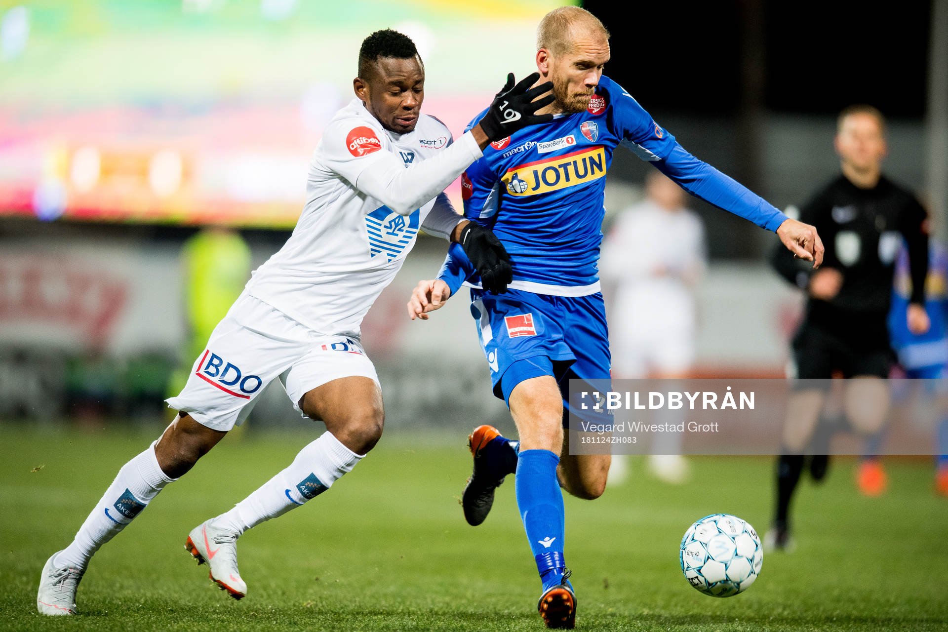 Leke Samson James of Molde and Lars Grorud of Sandefjord