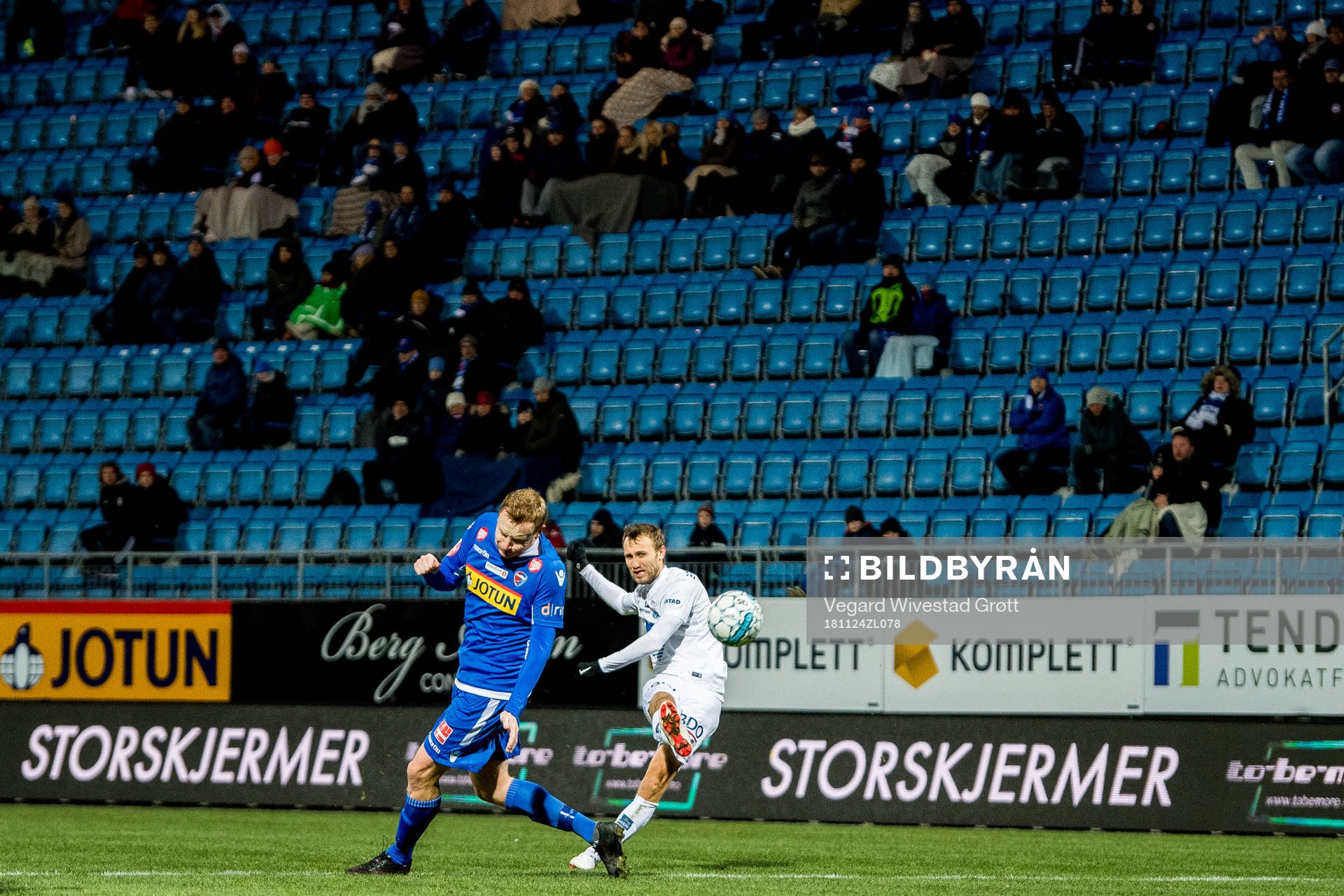 Magnus Eikrem of Molde scores the 1-3 goal