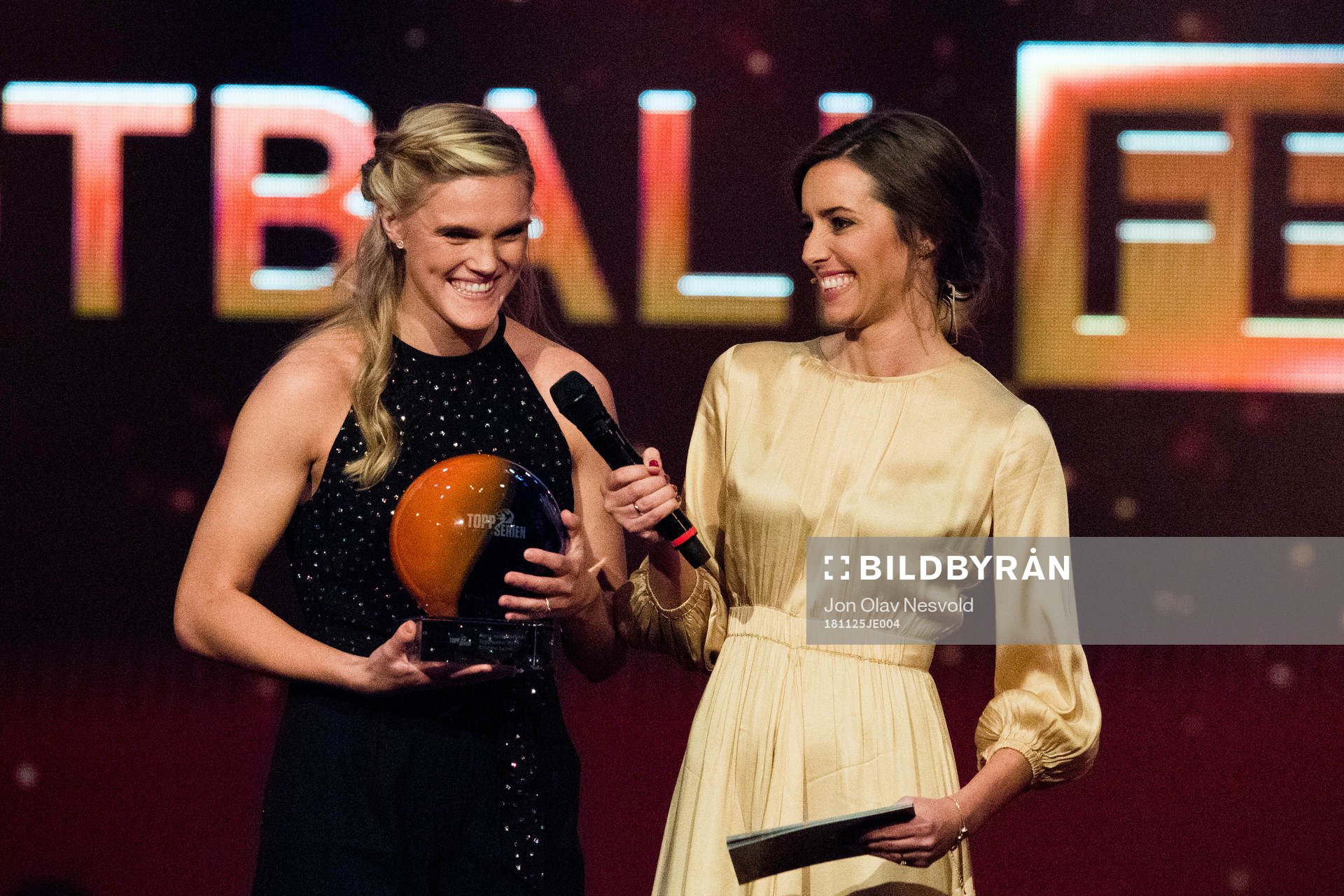 Kristine Leine of Røa is awarded the prize as the role