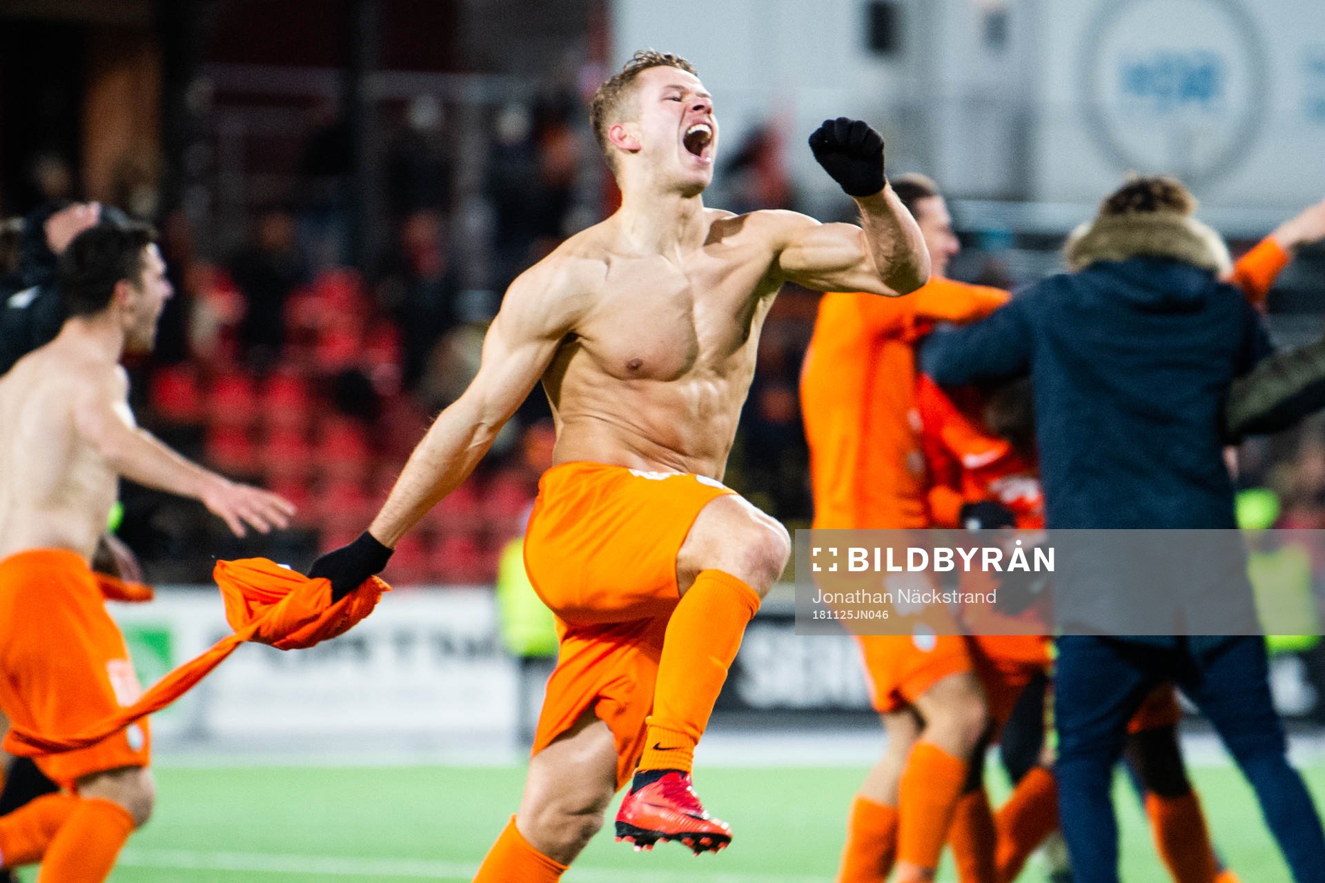 AFC Eskilstunas Bajram Ajeti jublar efter fotbollsmatchen i kvalet till Allsvenskan mellan Brommapojkarna och AFC Eskilstuna den 25 november 2018 i Stockholm.