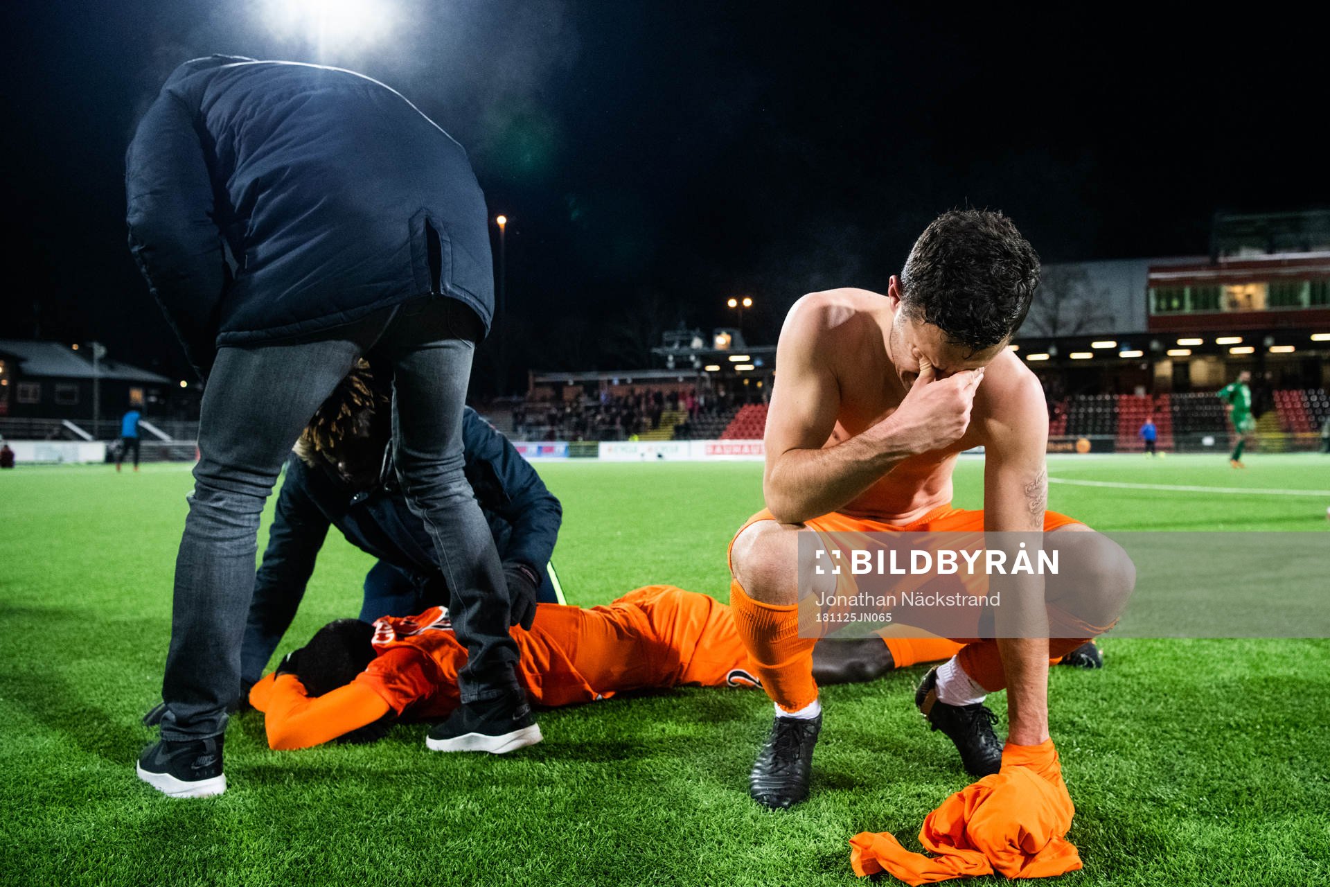 AFC Eskilstunas spelare jublar