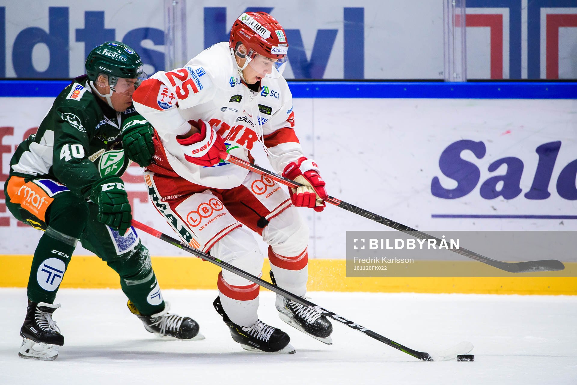 Färjestads Tomi Sallinen och Timrås Patrik Blomberg