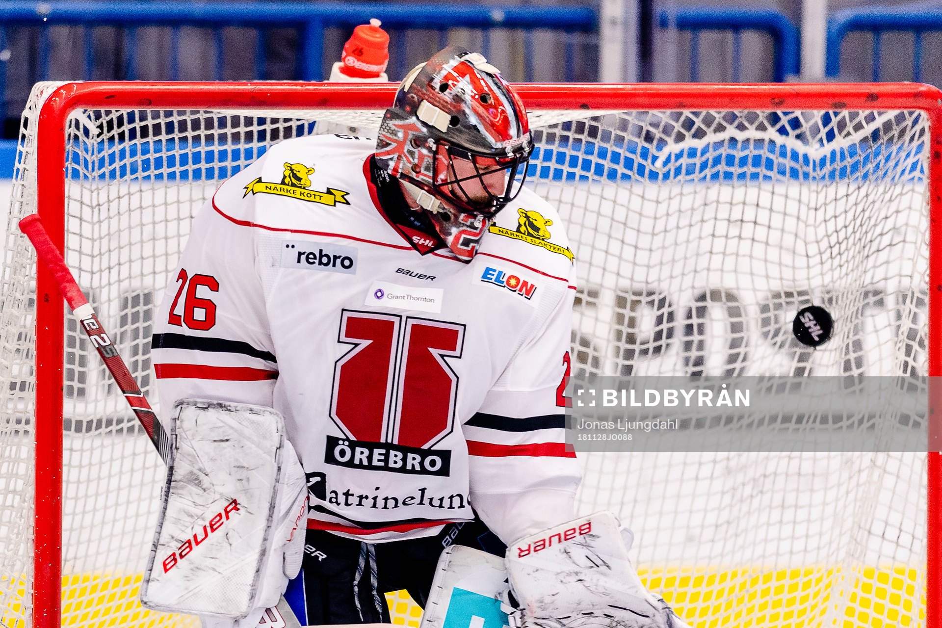 Örebros målvakt Stefan Steen släpper in 2-1