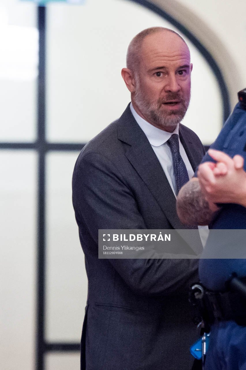 Advokat Johan Åkermark som företräder mutbrottsåtalade