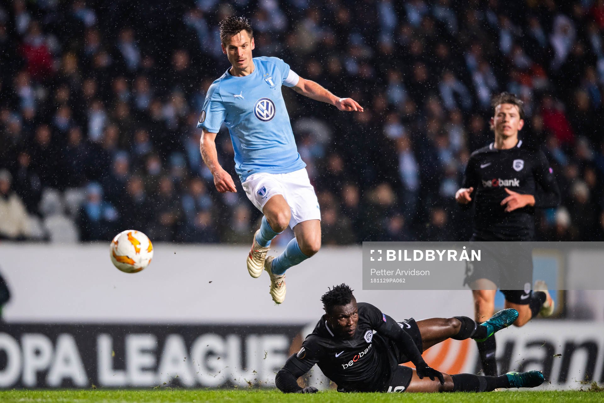 Markus Rosenberg of Malmö FF and Joseph Aidoo of Genk